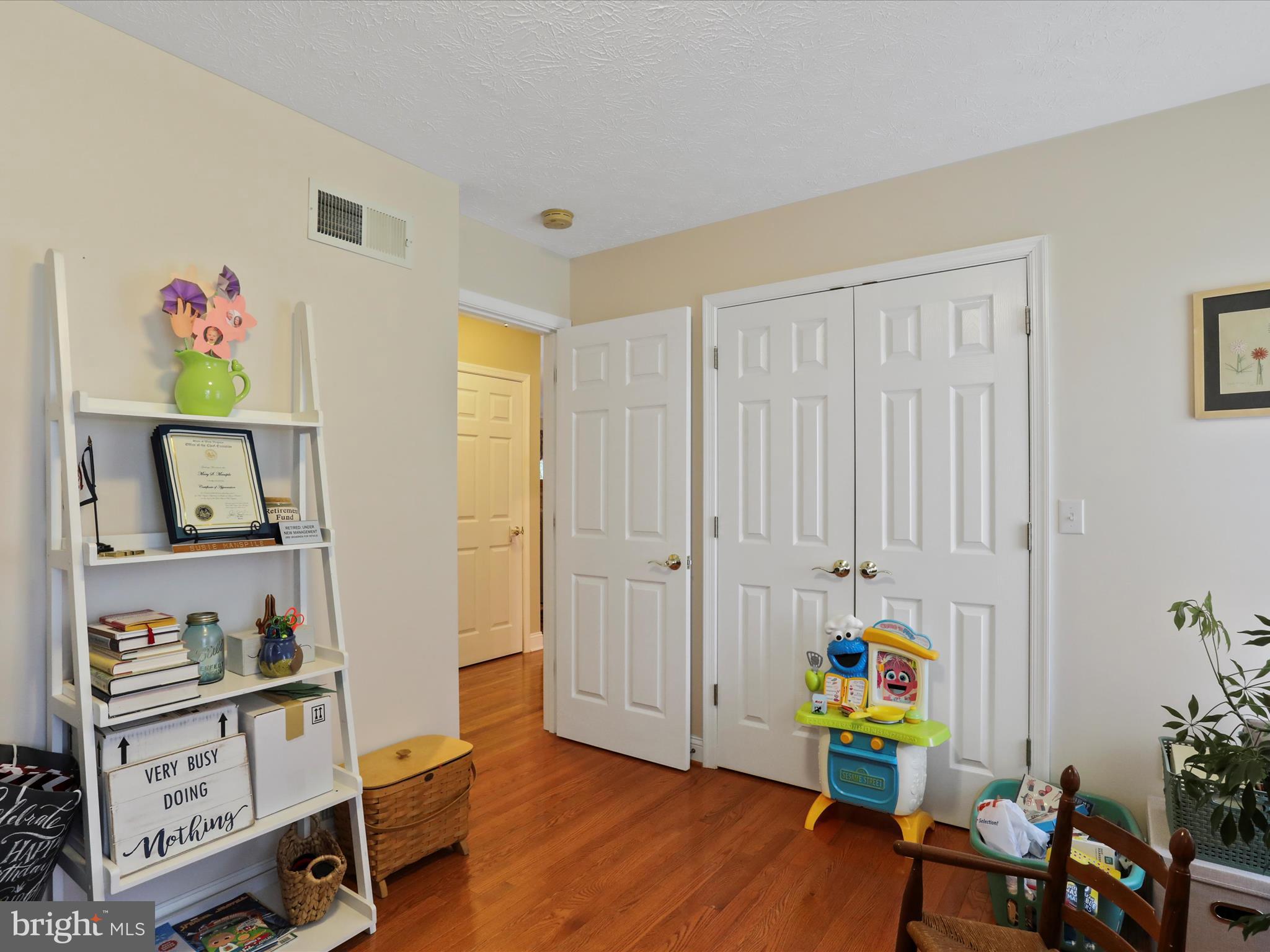 WILLOW RIDGE - Residential