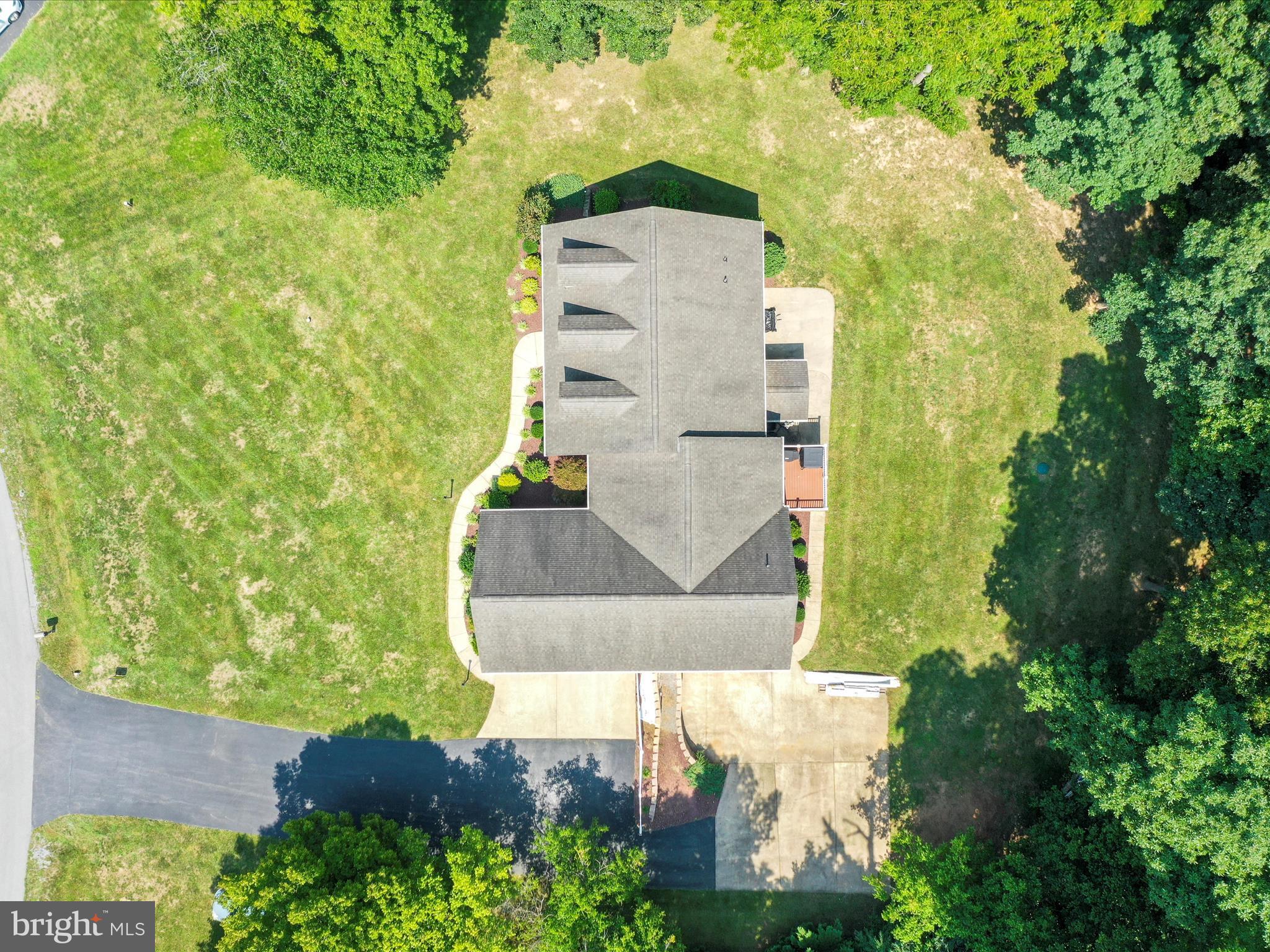 WILLOW RIDGE - Residential