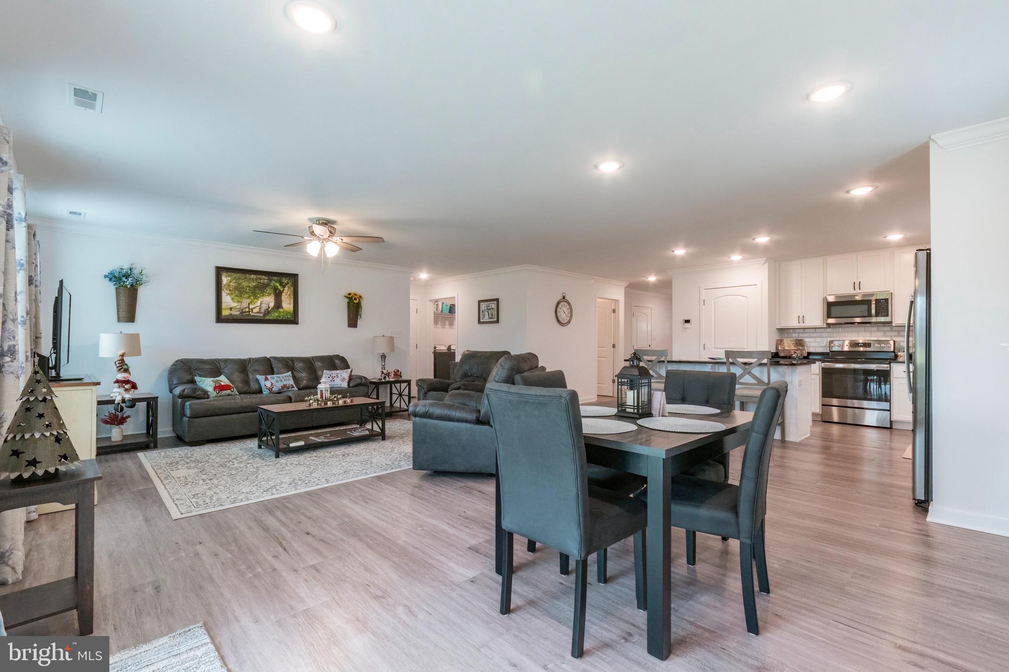 CARDINAL POINTE - Residential