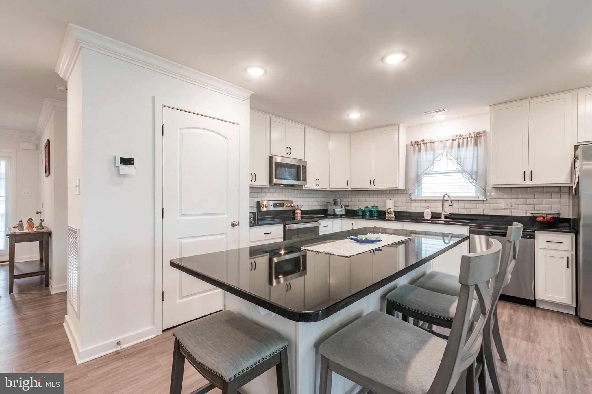 CARDINAL POINTE - Residential