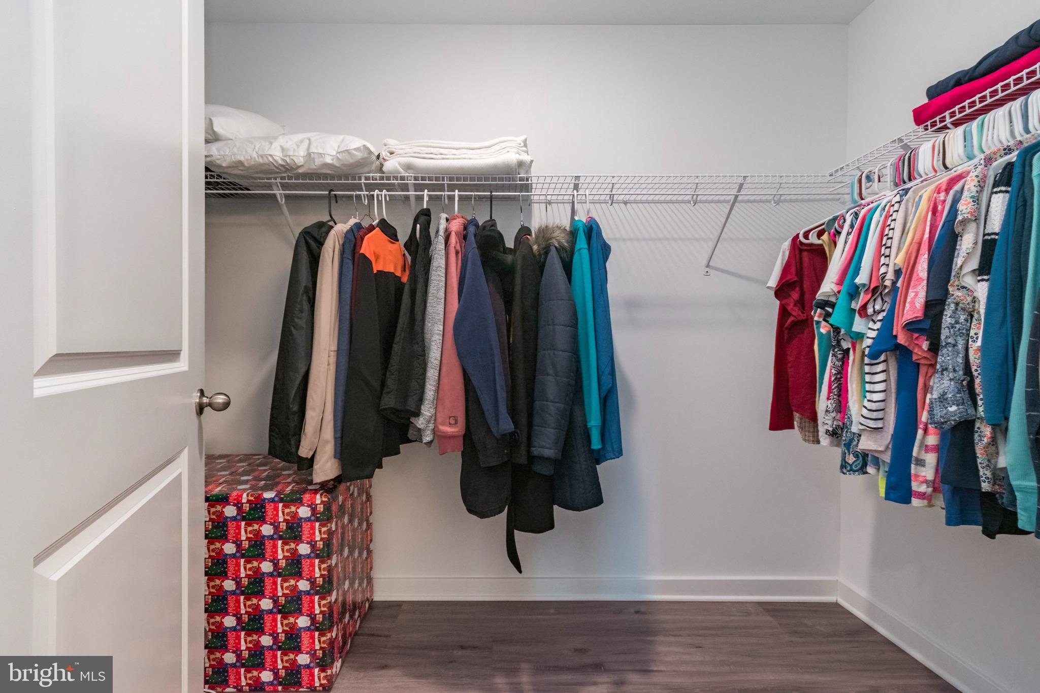 CARDINAL POINTE - Residential