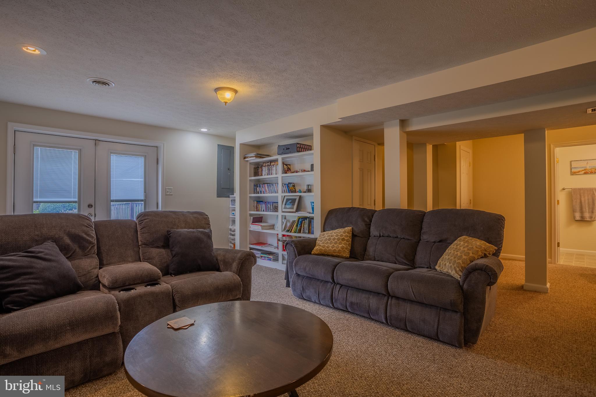 PEBBLE RIDGE - Residential