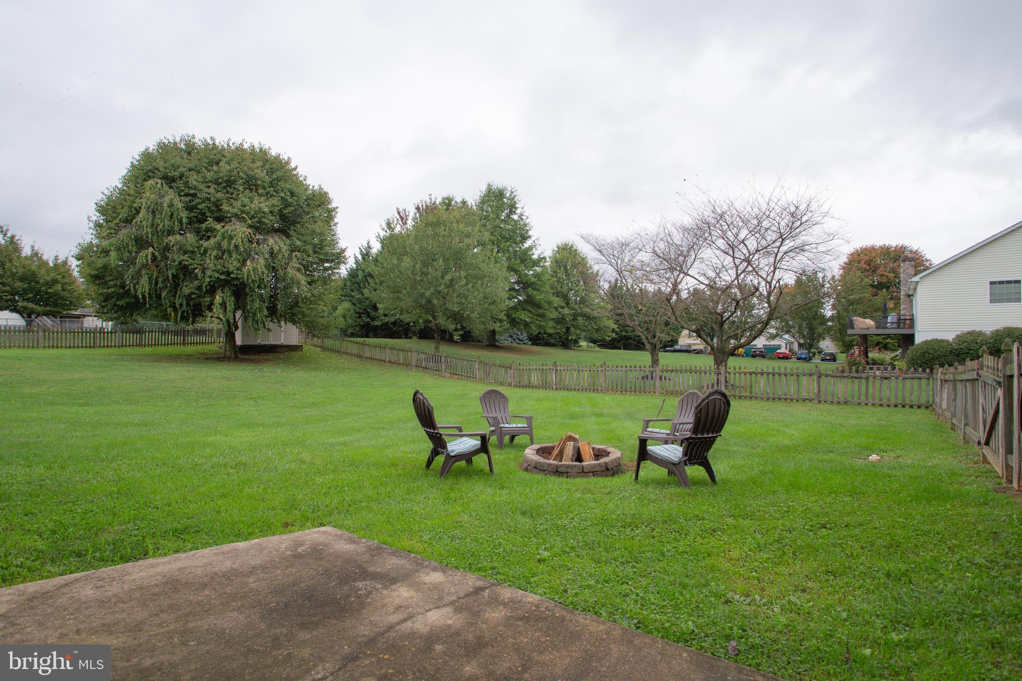 PEBBLE RIDGE - Residential