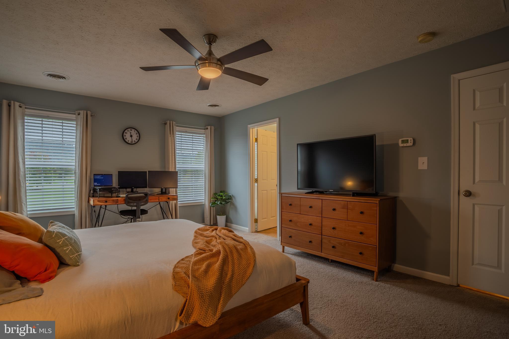 PEBBLE RIDGE - Residential