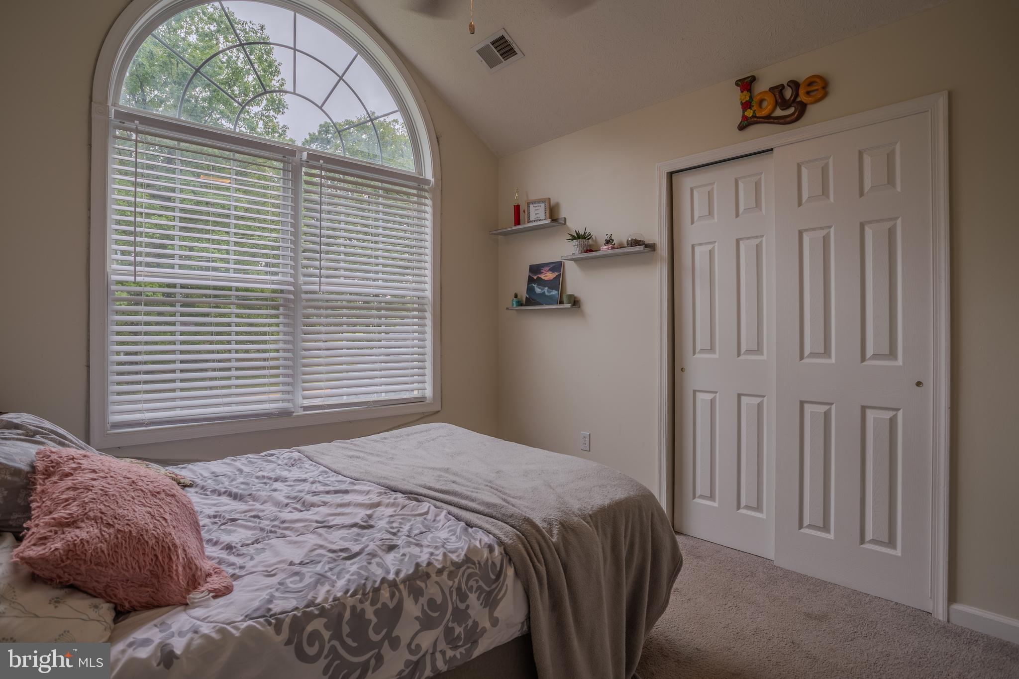 PEBBLE RIDGE - Residential