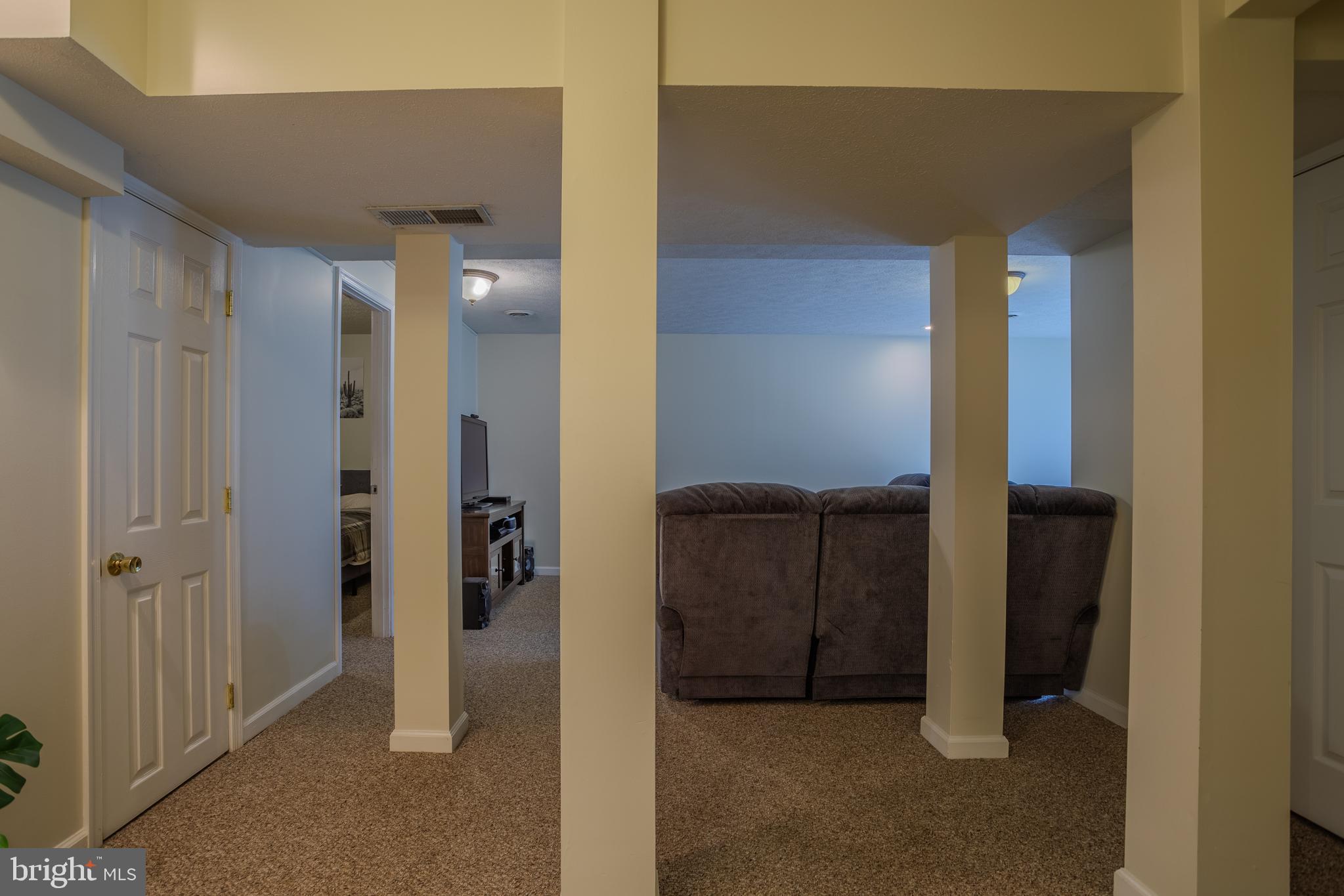 PEBBLE RIDGE - Residential