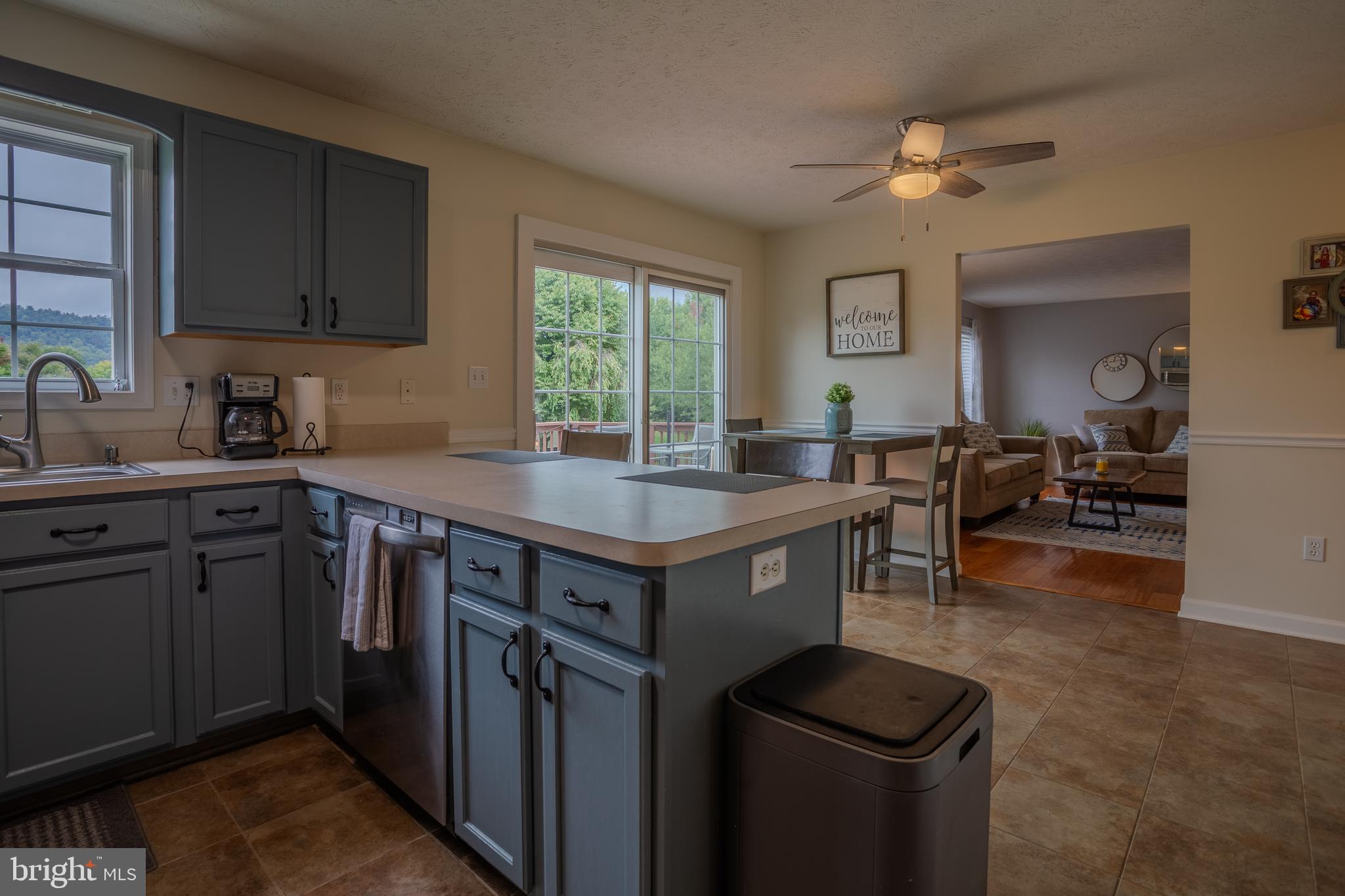 PEBBLE RIDGE - Residential