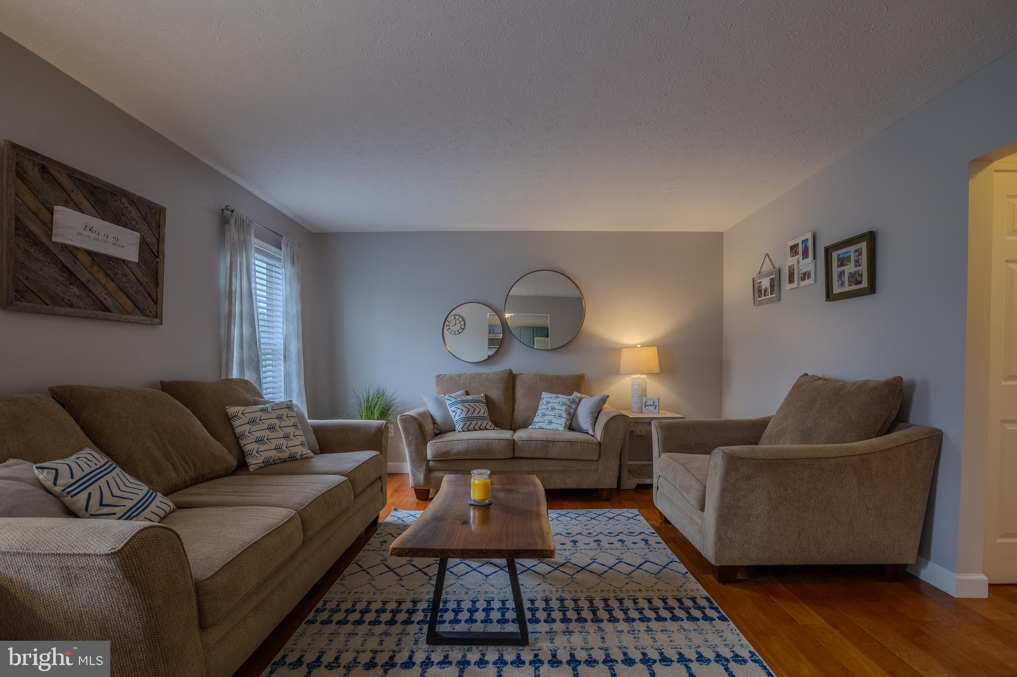 PEBBLE RIDGE - Residential