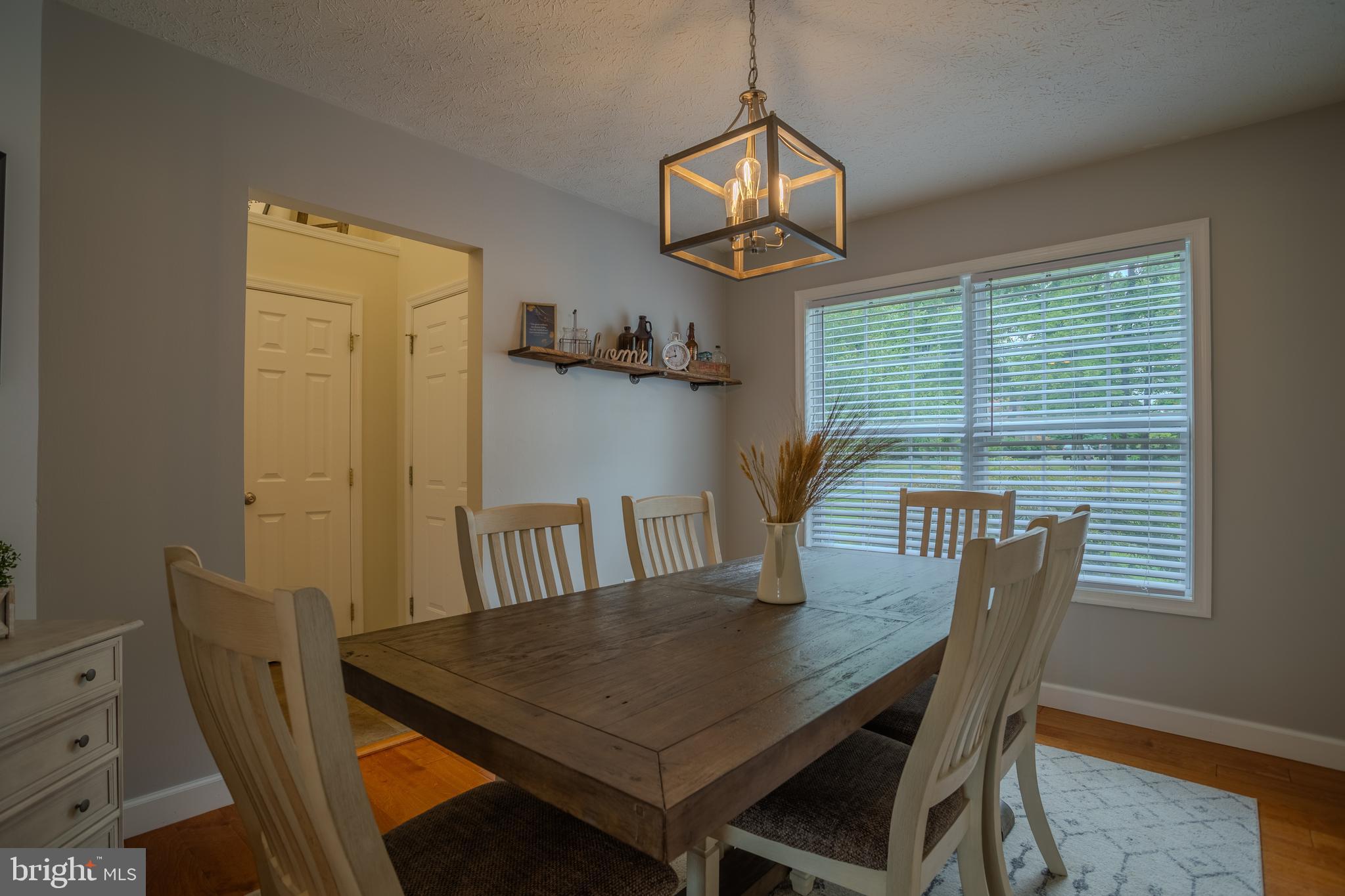 PEBBLE RIDGE - Residential