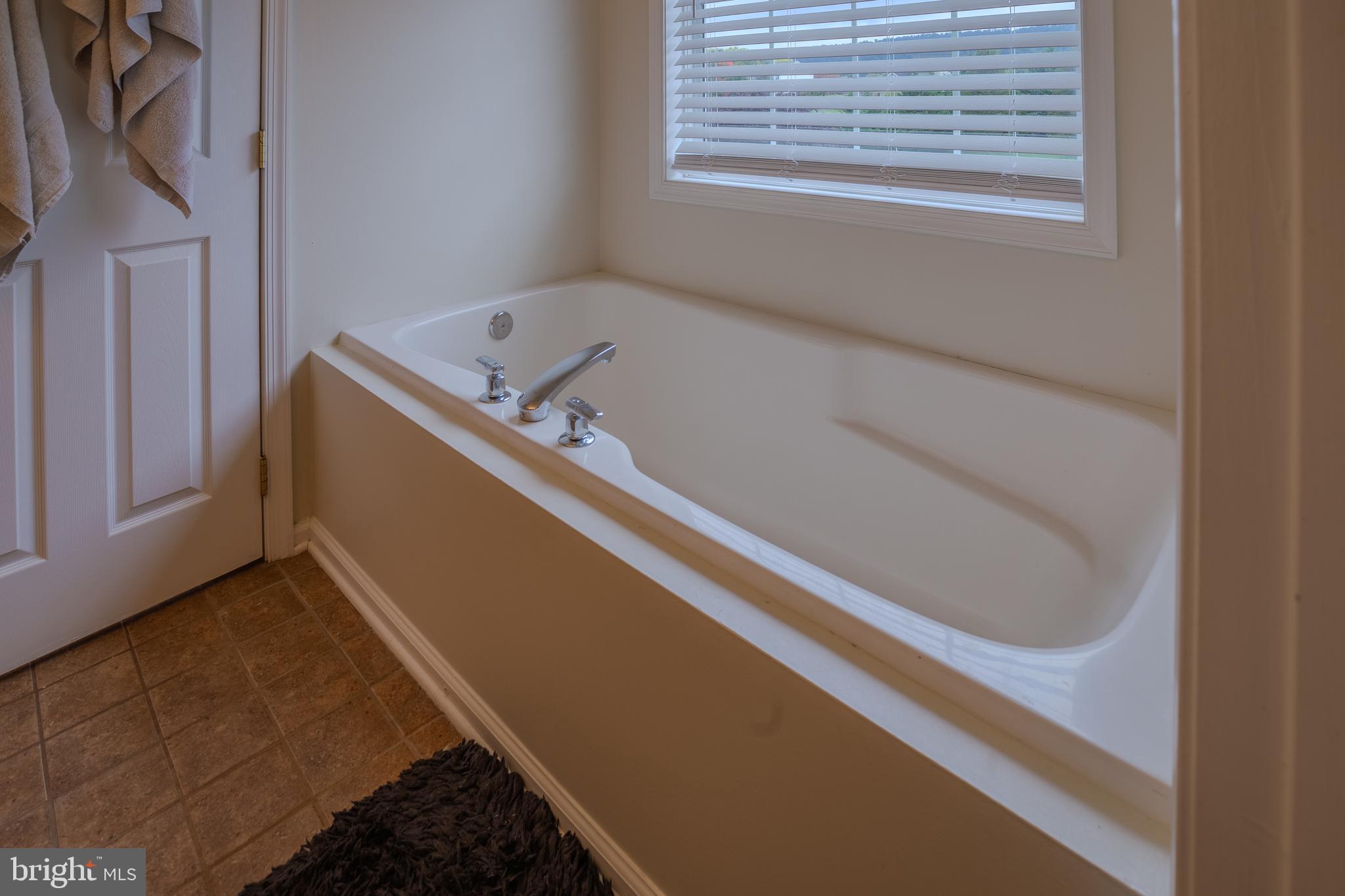 PEBBLE RIDGE - Residential