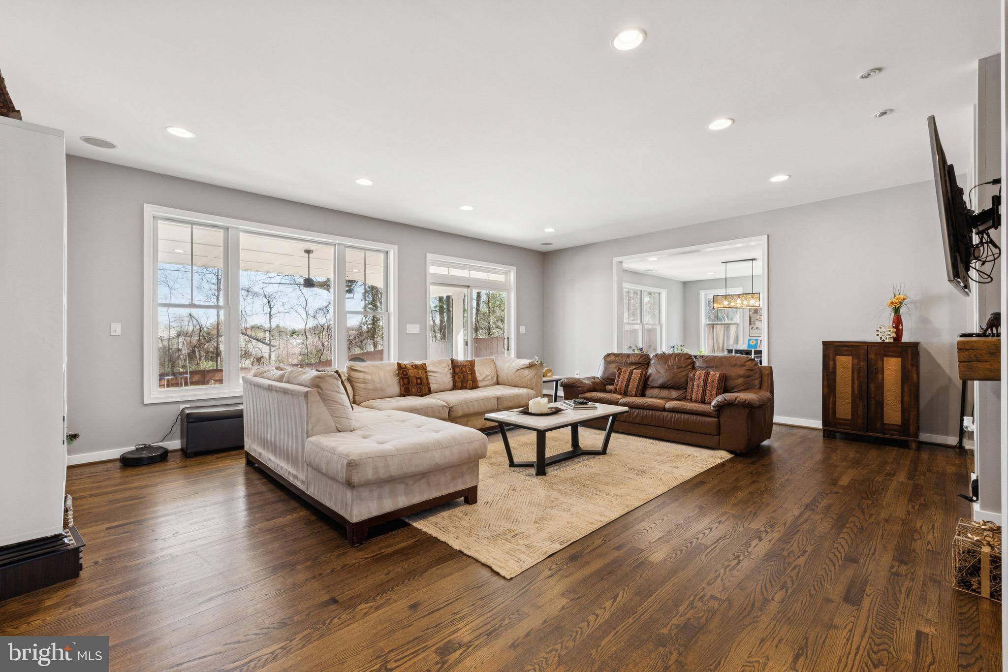 BROAD RUN FARMS - Residential