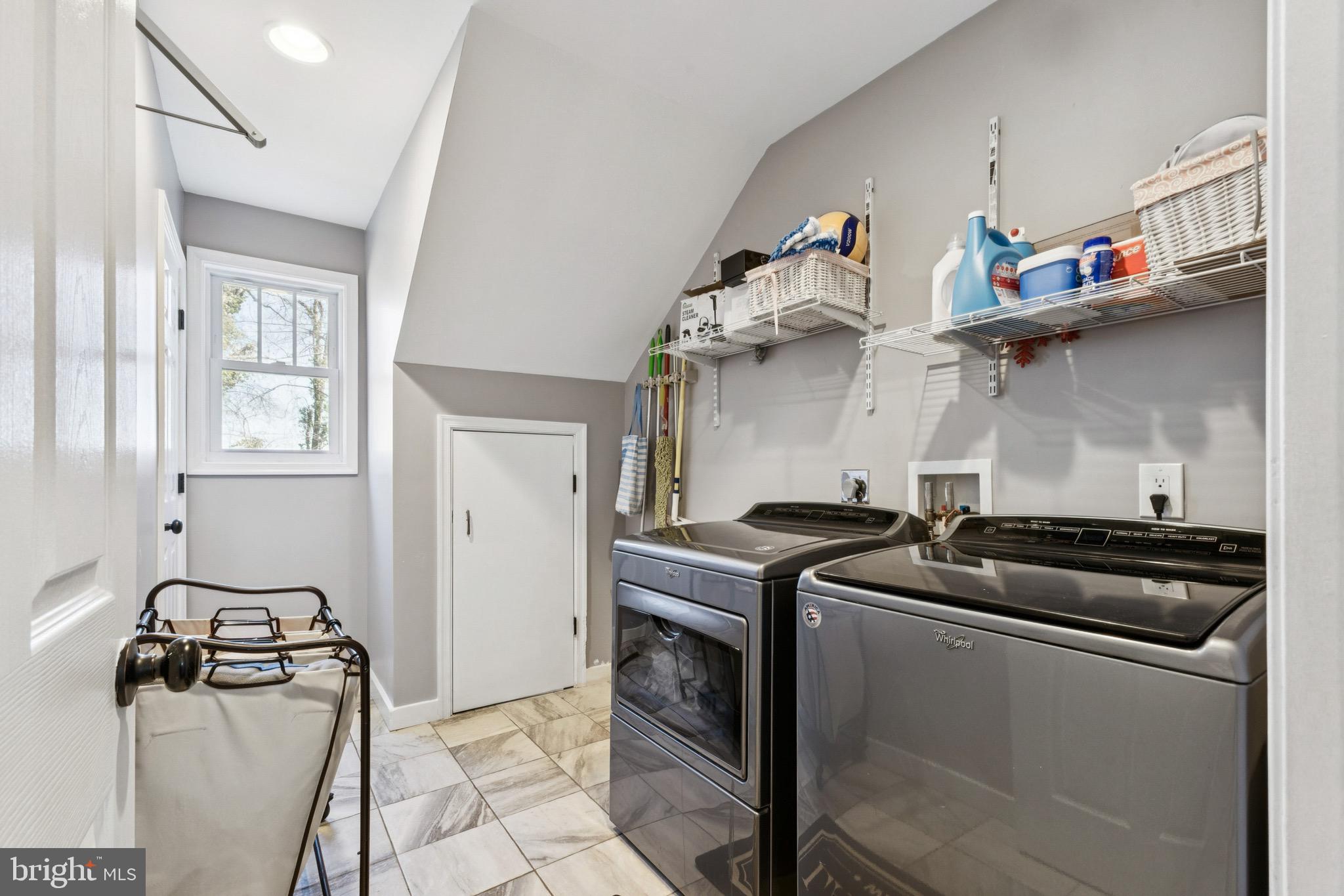 BROAD RUN FARMS - Residential