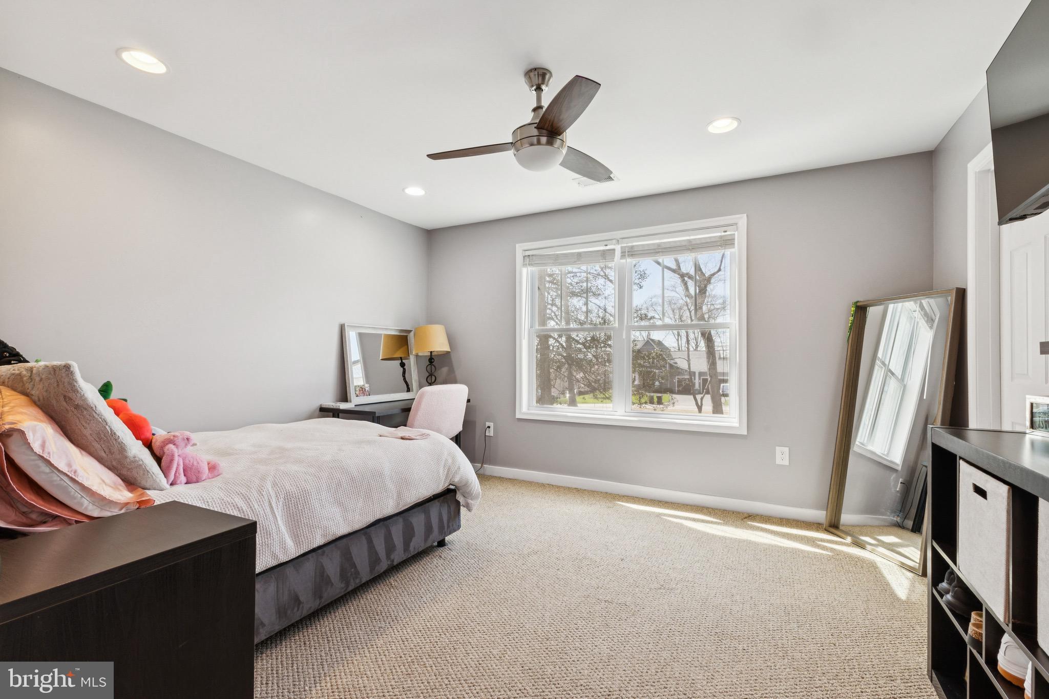 BROAD RUN FARMS - Residential