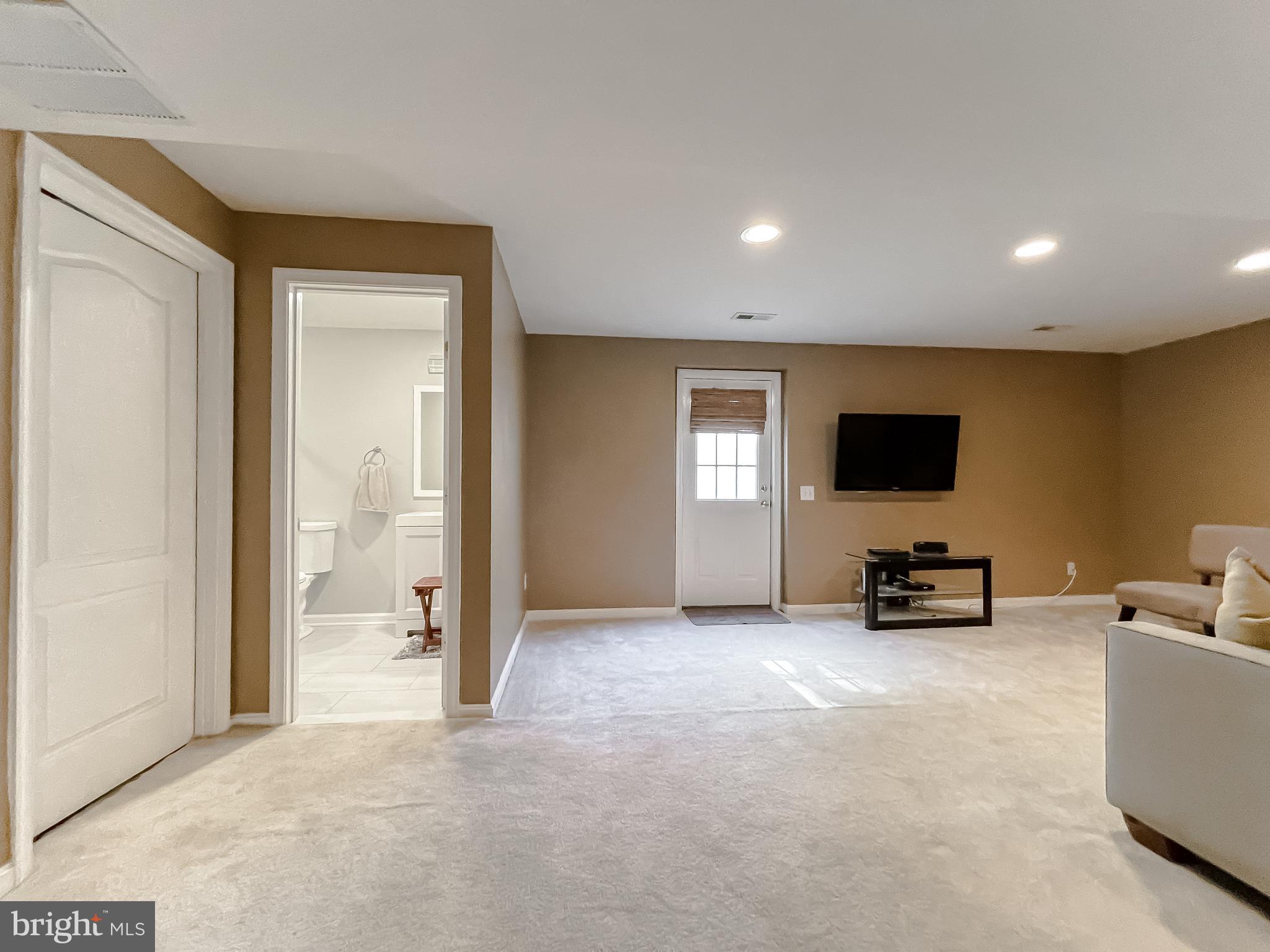 KINGSVIEW SUB - Residential