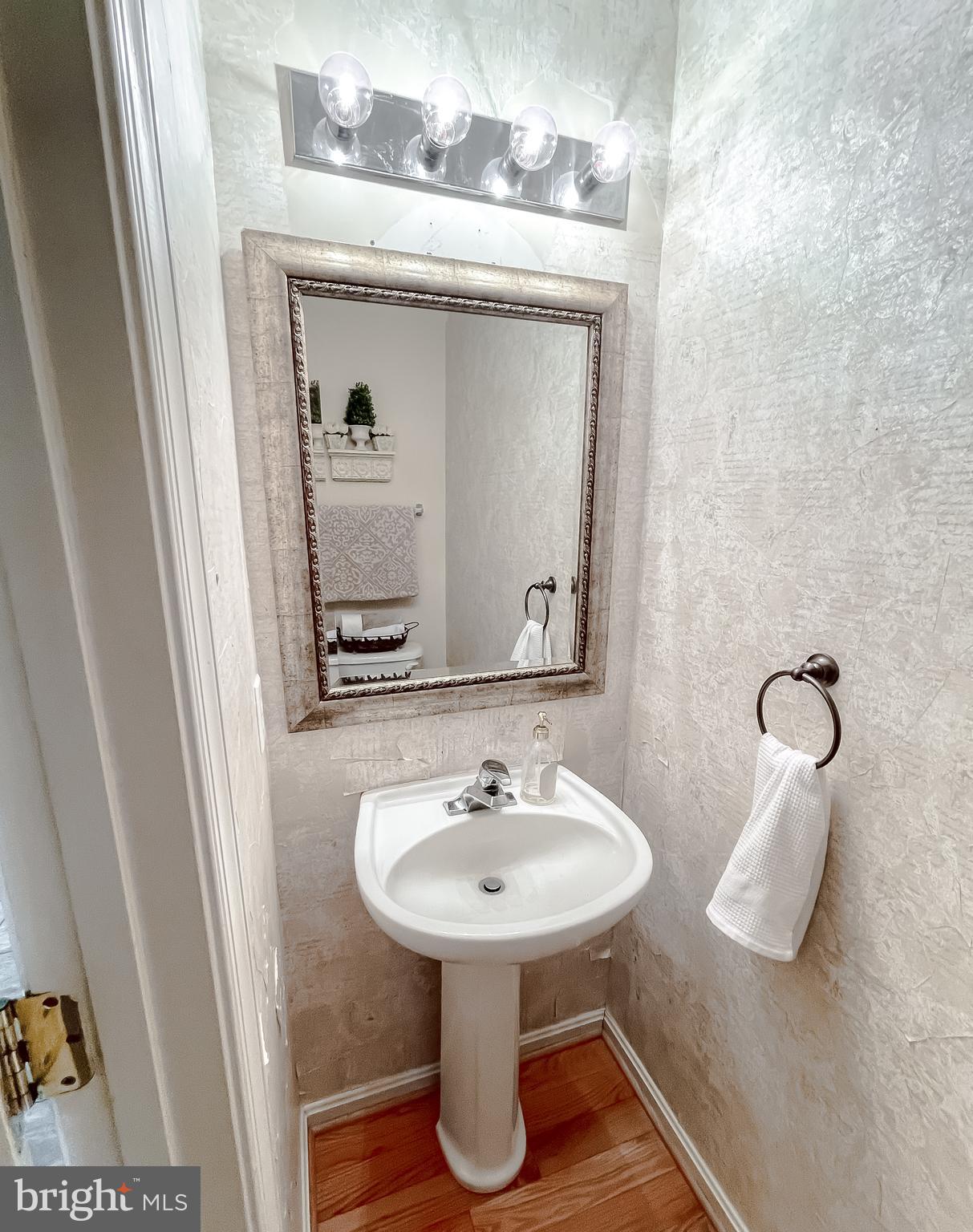 KINGSVIEW SUB - Residential