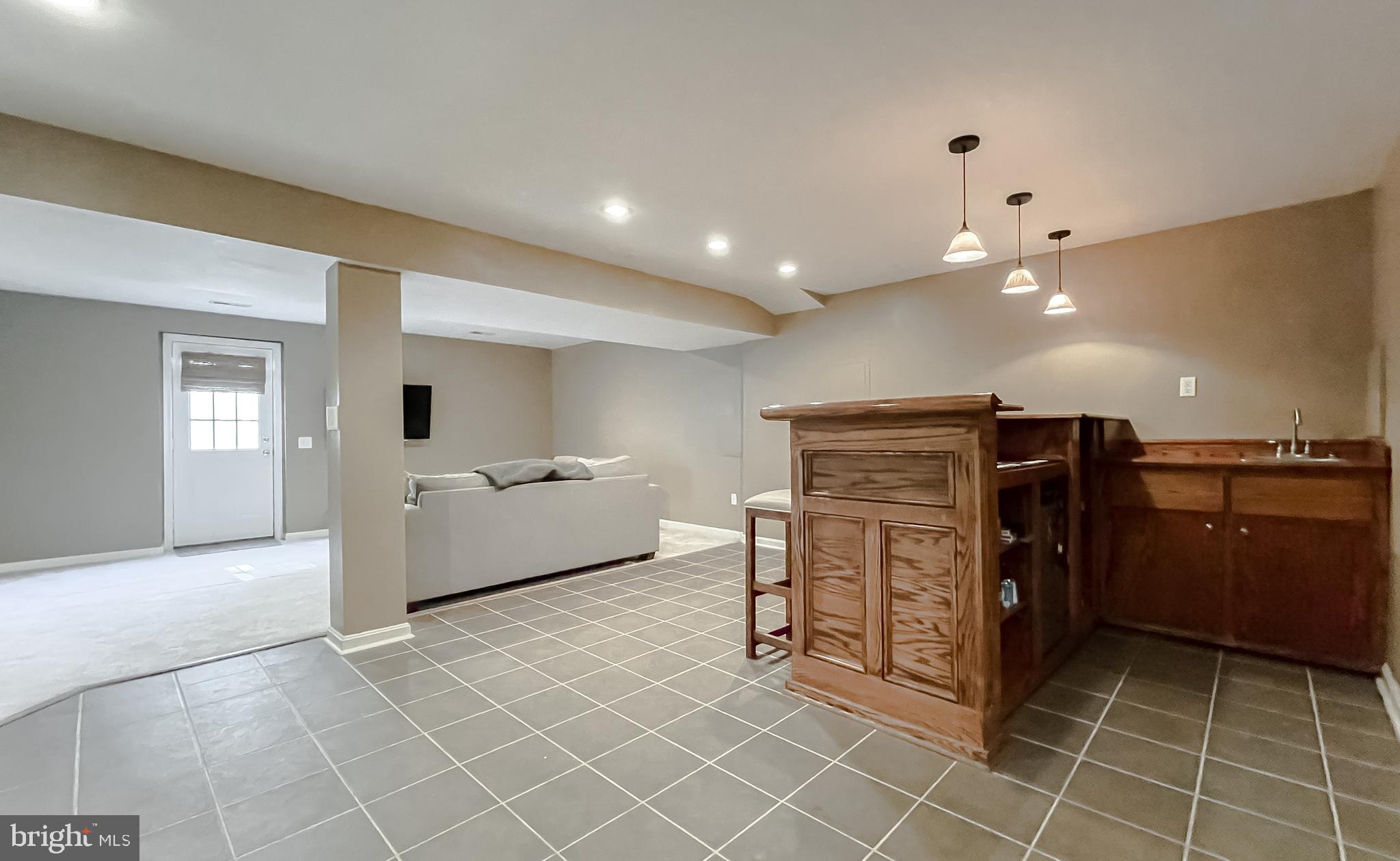 KINGSVIEW SUB - Residential