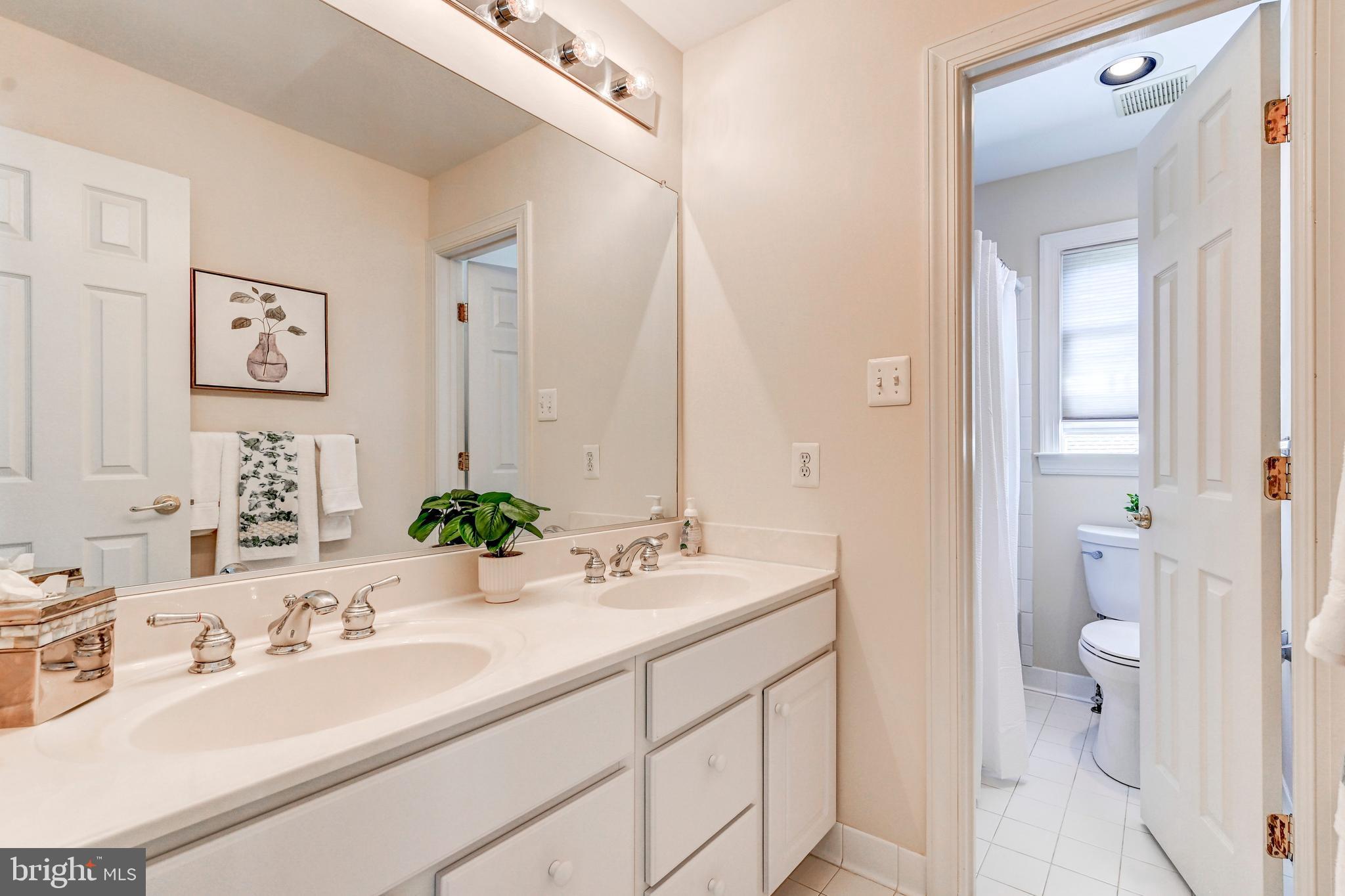 GROVEMONT - Residential