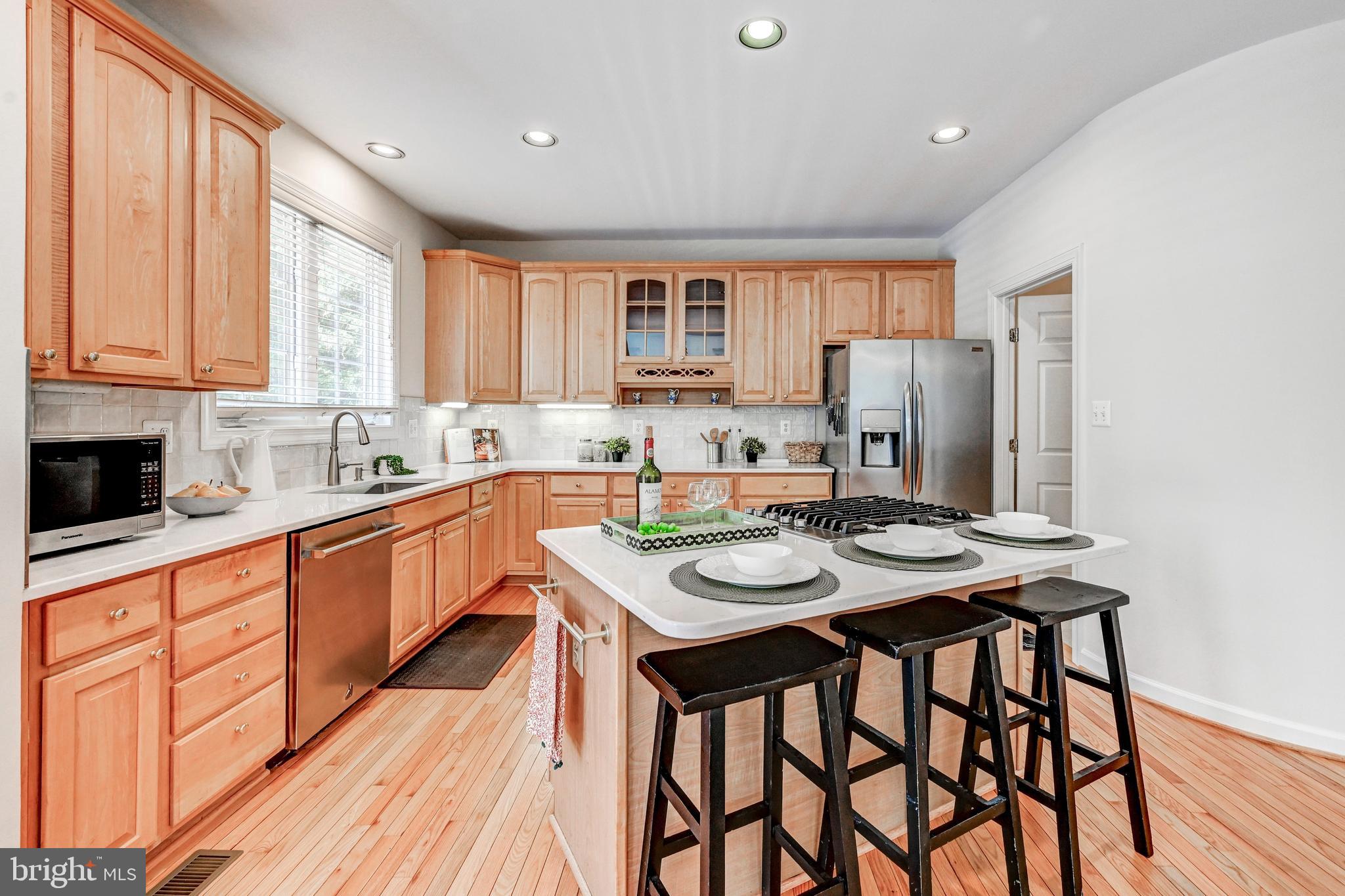 GROVEMONT - Residential