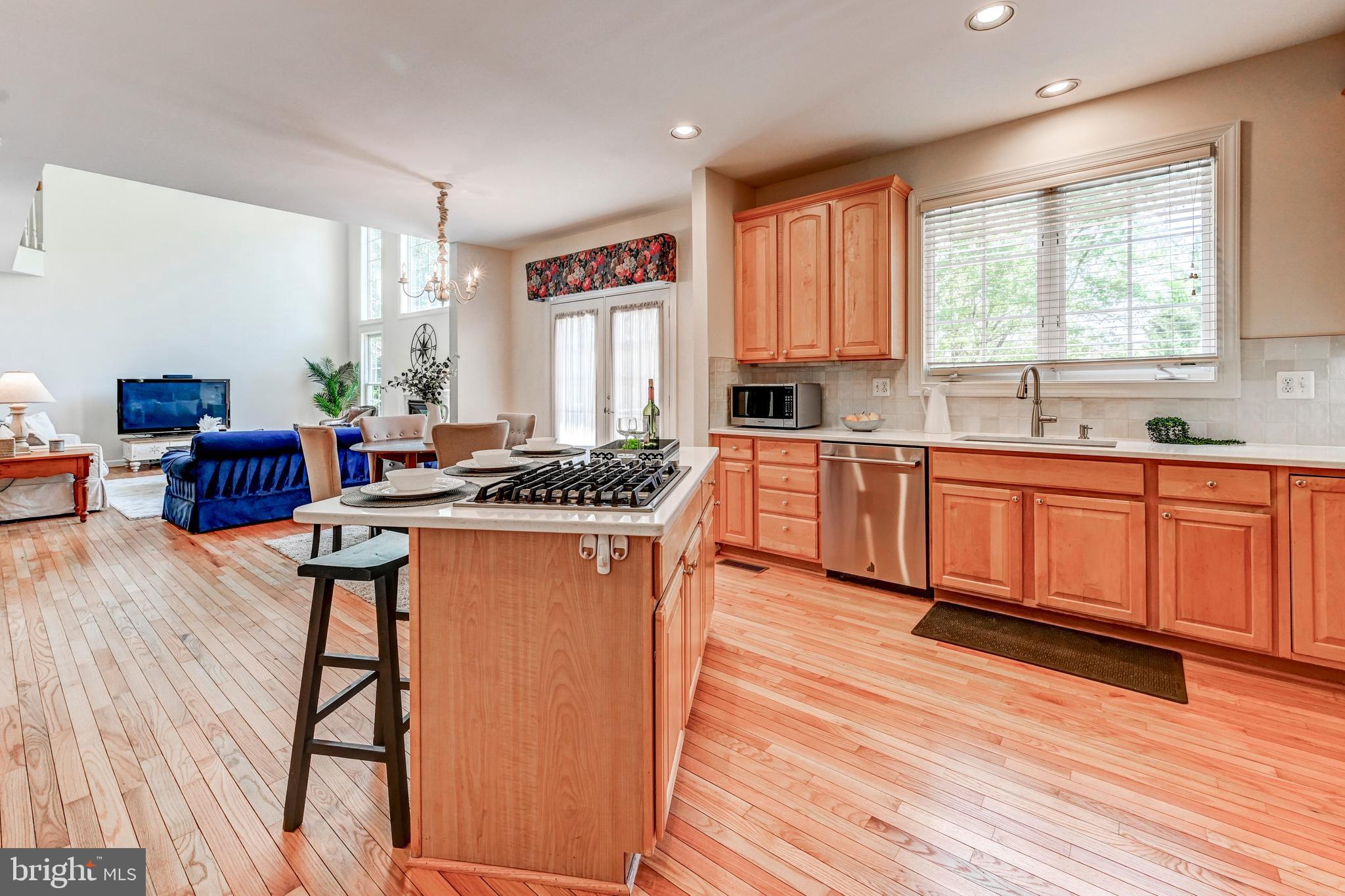 GROVEMONT - Residential