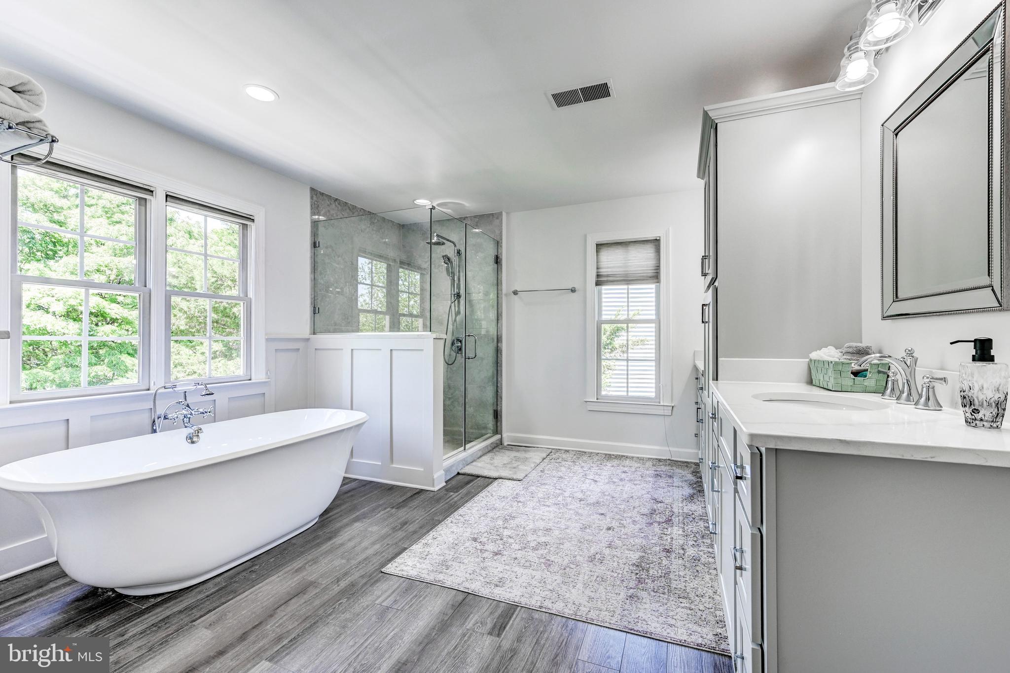 GROVEMONT - Residential