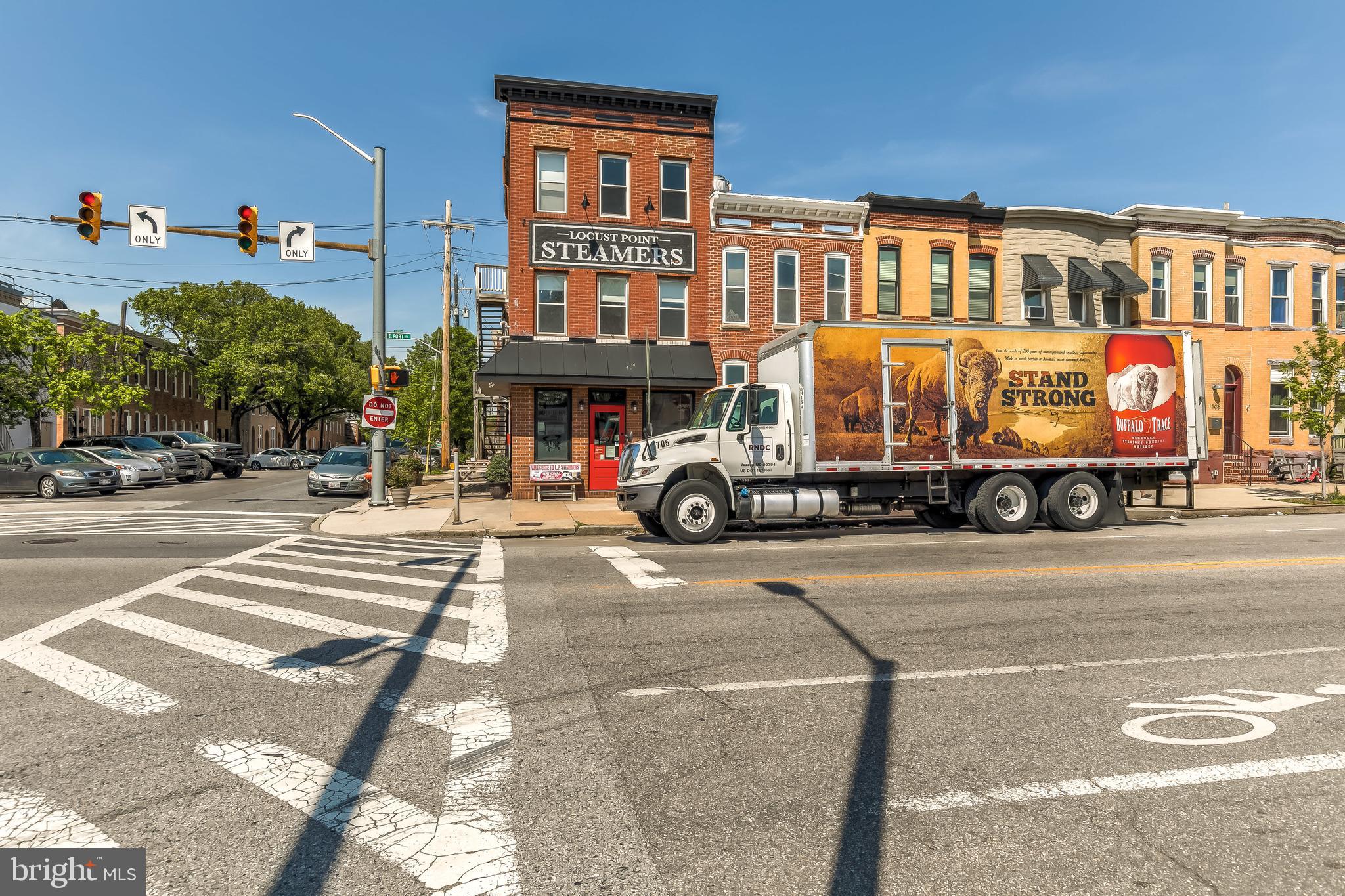LOCUST POINT - Residential