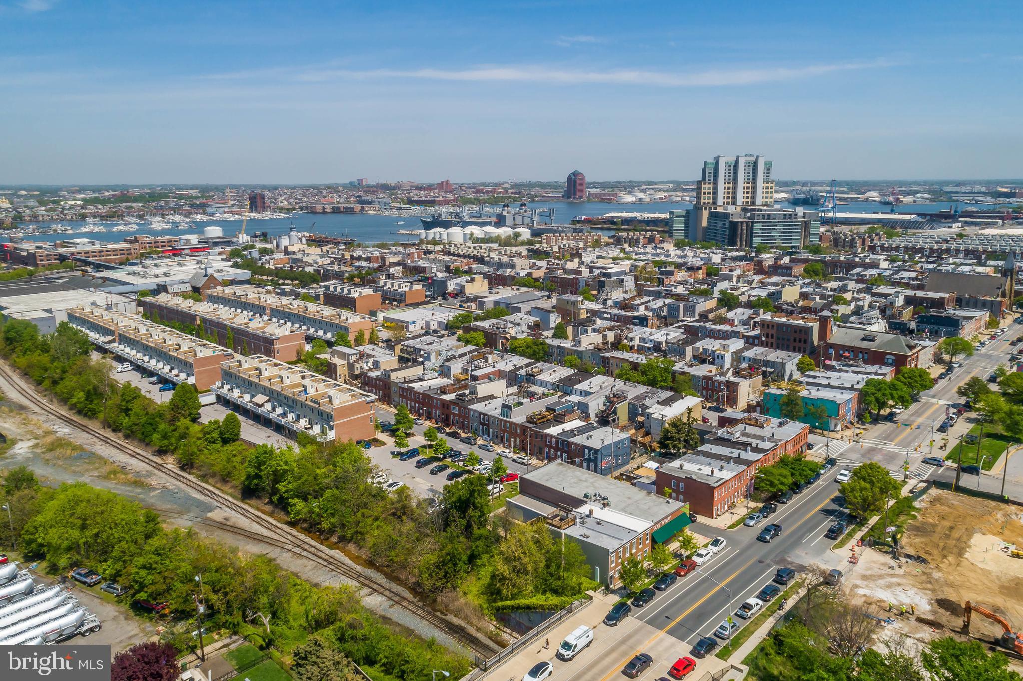 LOCUST POINT - Residential