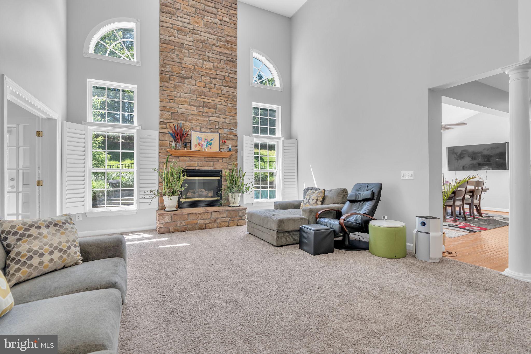 LAURENWOOD ESTATES - Residential