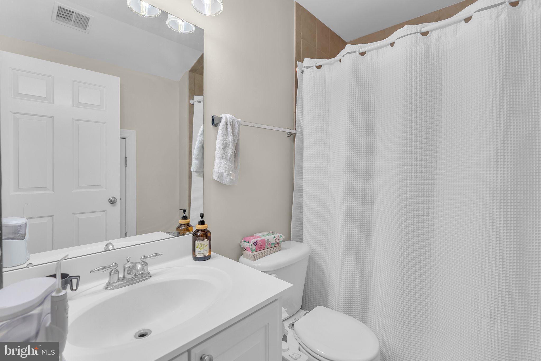 LAURENWOOD ESTATES - Residential