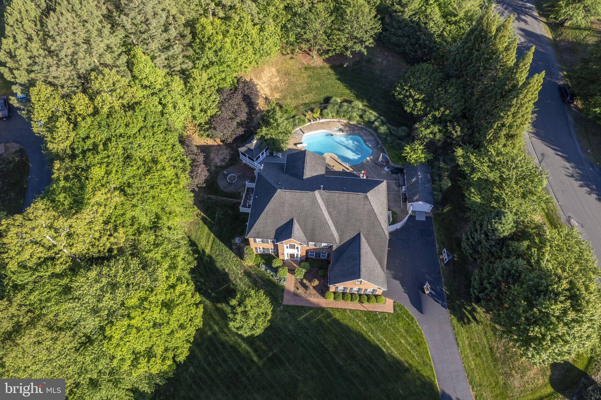 LAURENWOOD ESTATES - Residential