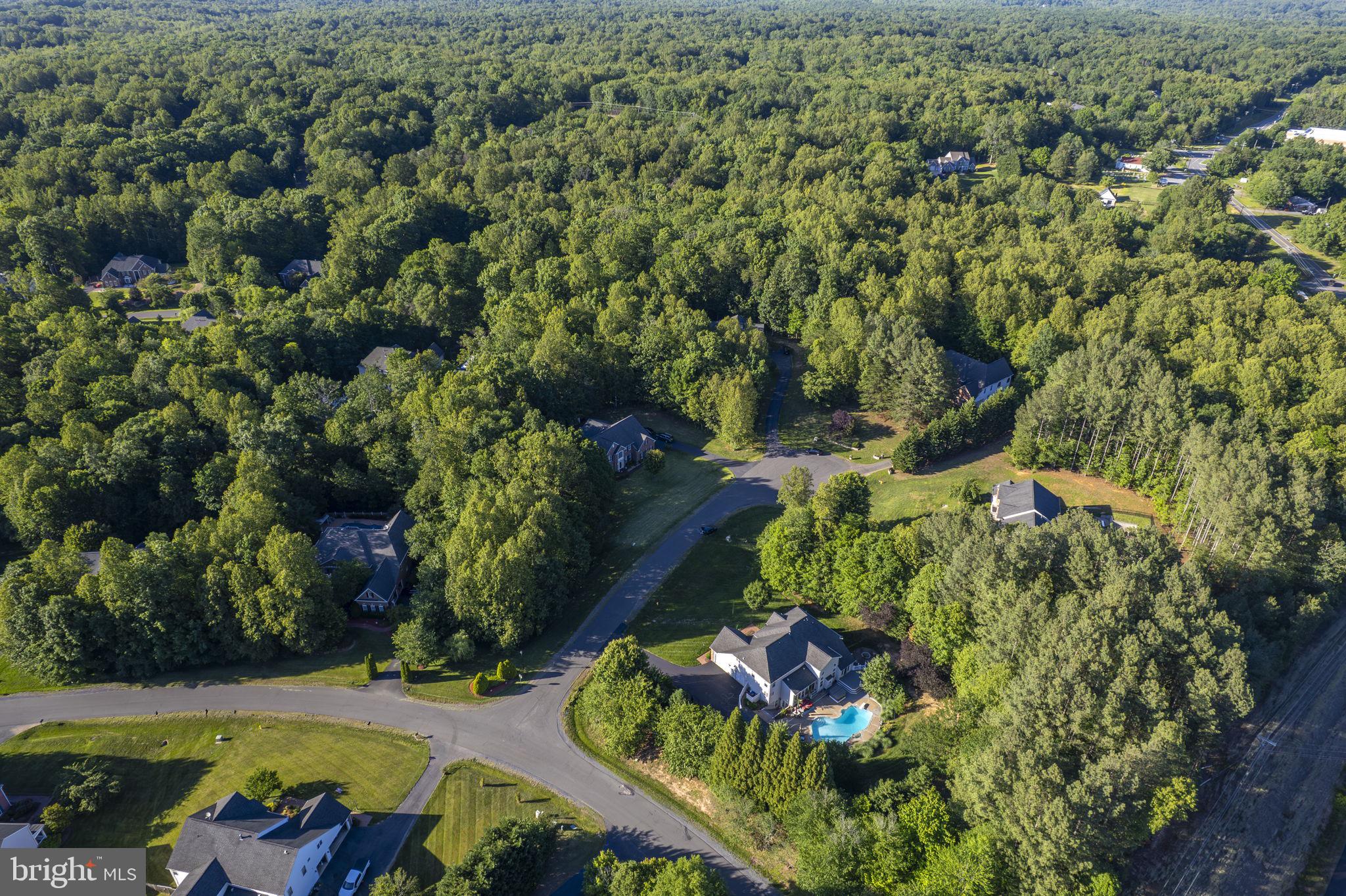 LAURENWOOD ESTATES - Residential
