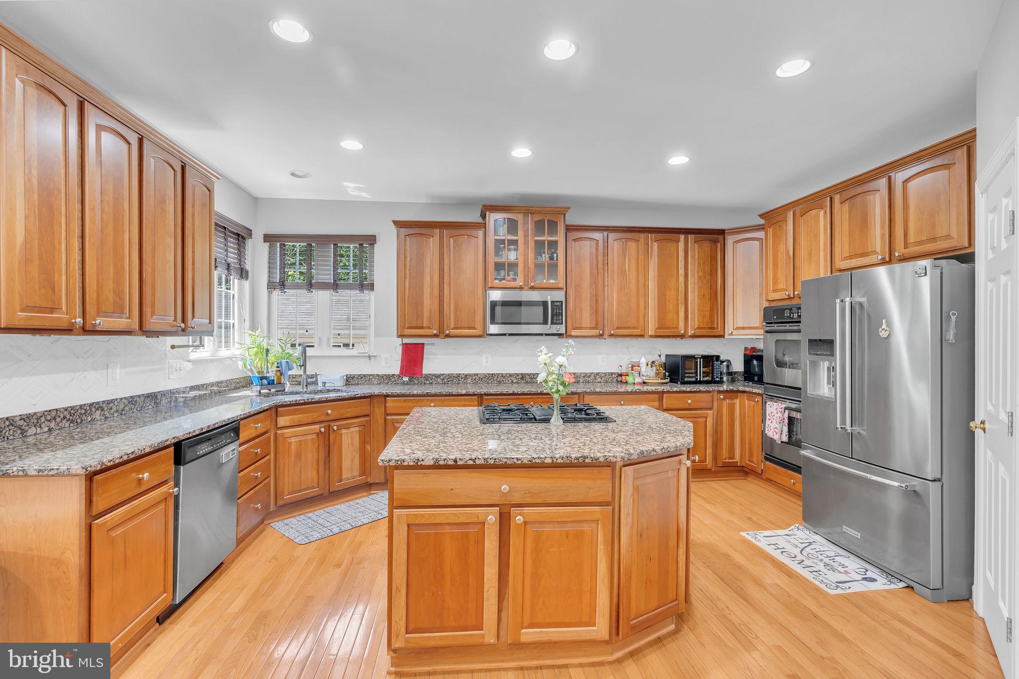 LAURENWOOD ESTATES - Residential