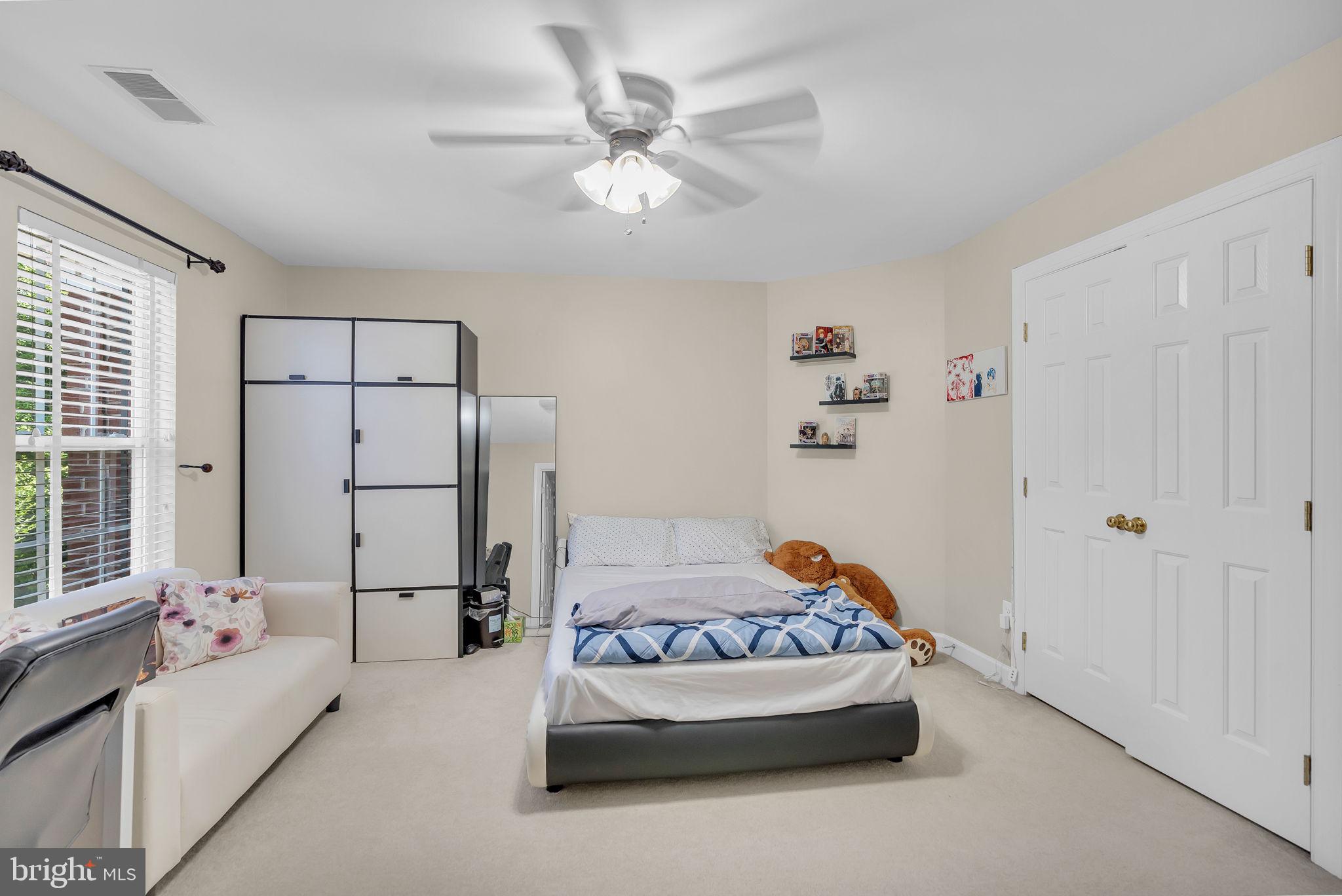 LAURENWOOD ESTATES - Residential