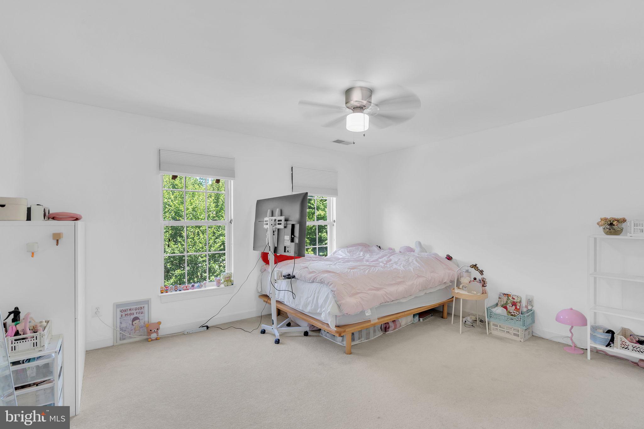 LAURENWOOD ESTATES - Residential