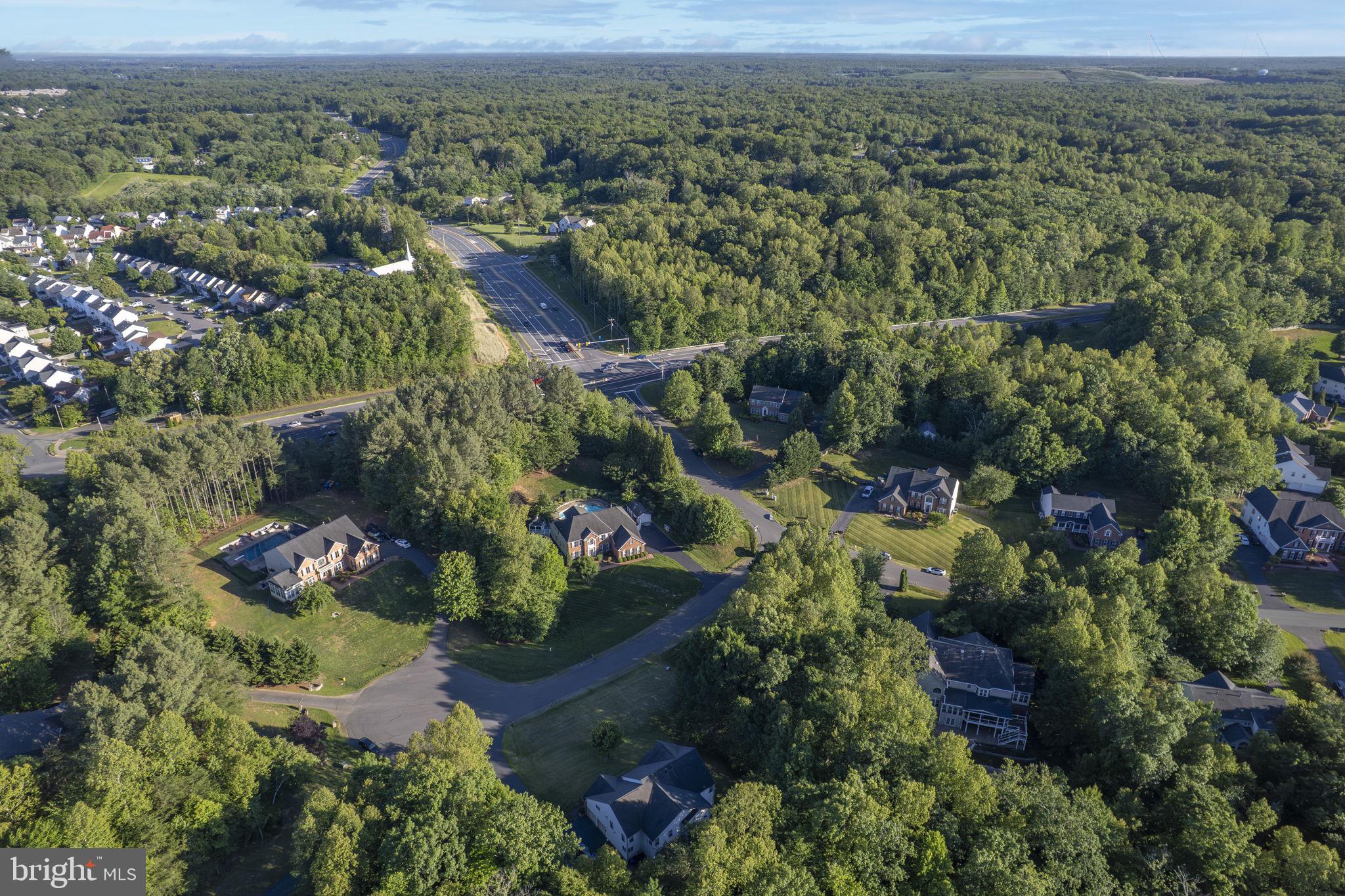 LAURENWOOD ESTATES - Residential