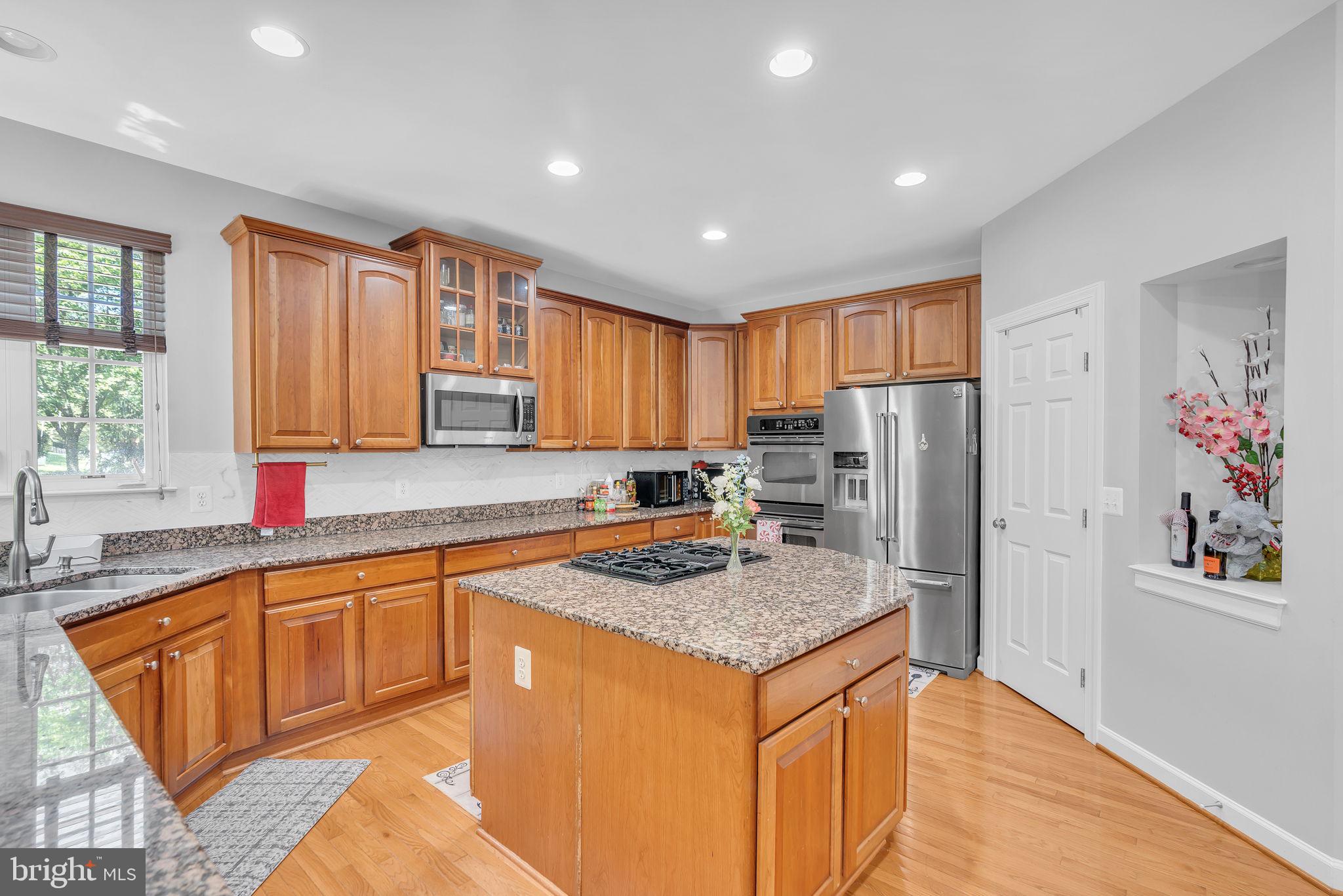 LAURENWOOD ESTATES - Residential