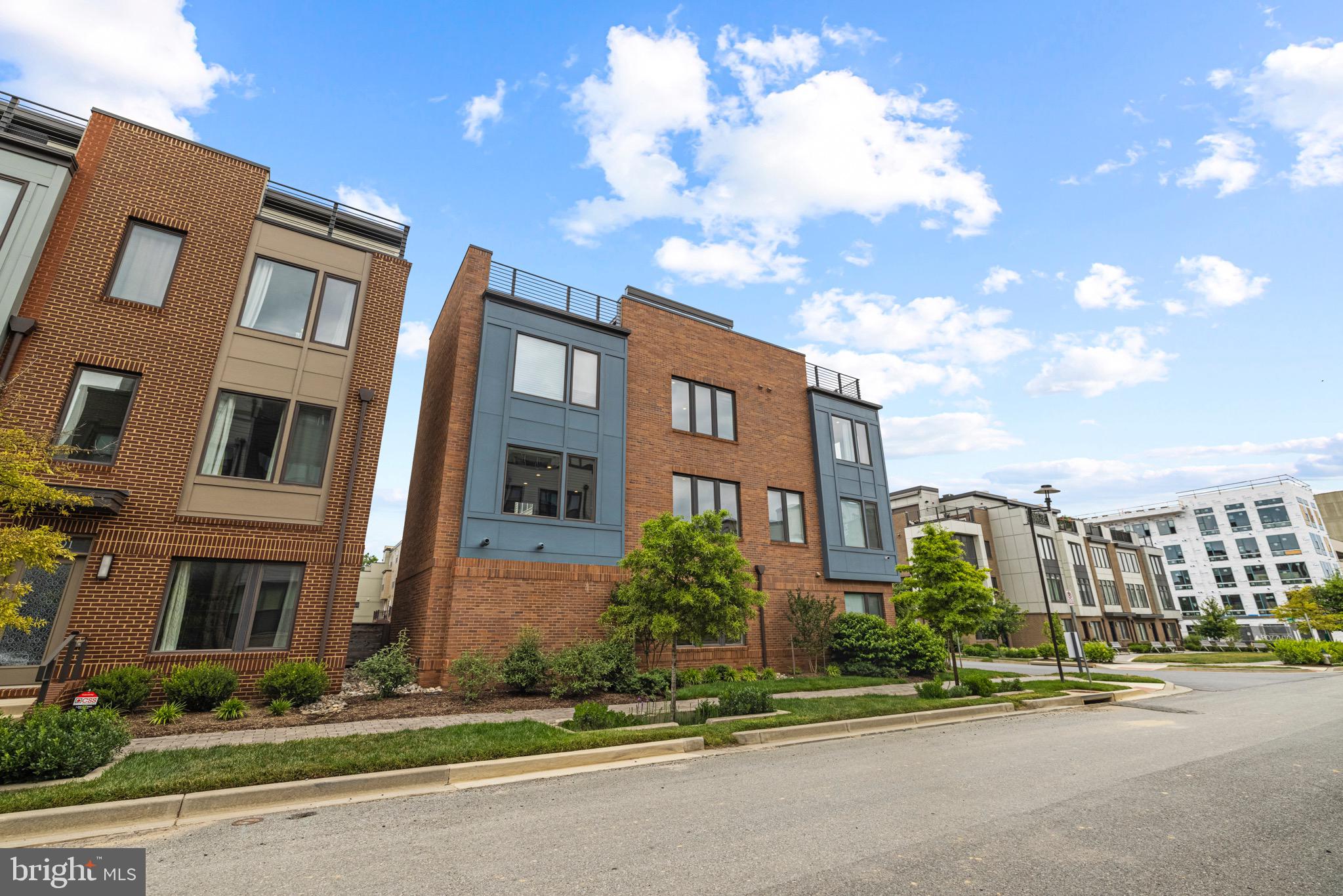 WESTSIDE AT SHADY GROVE METRO - Residential Lease