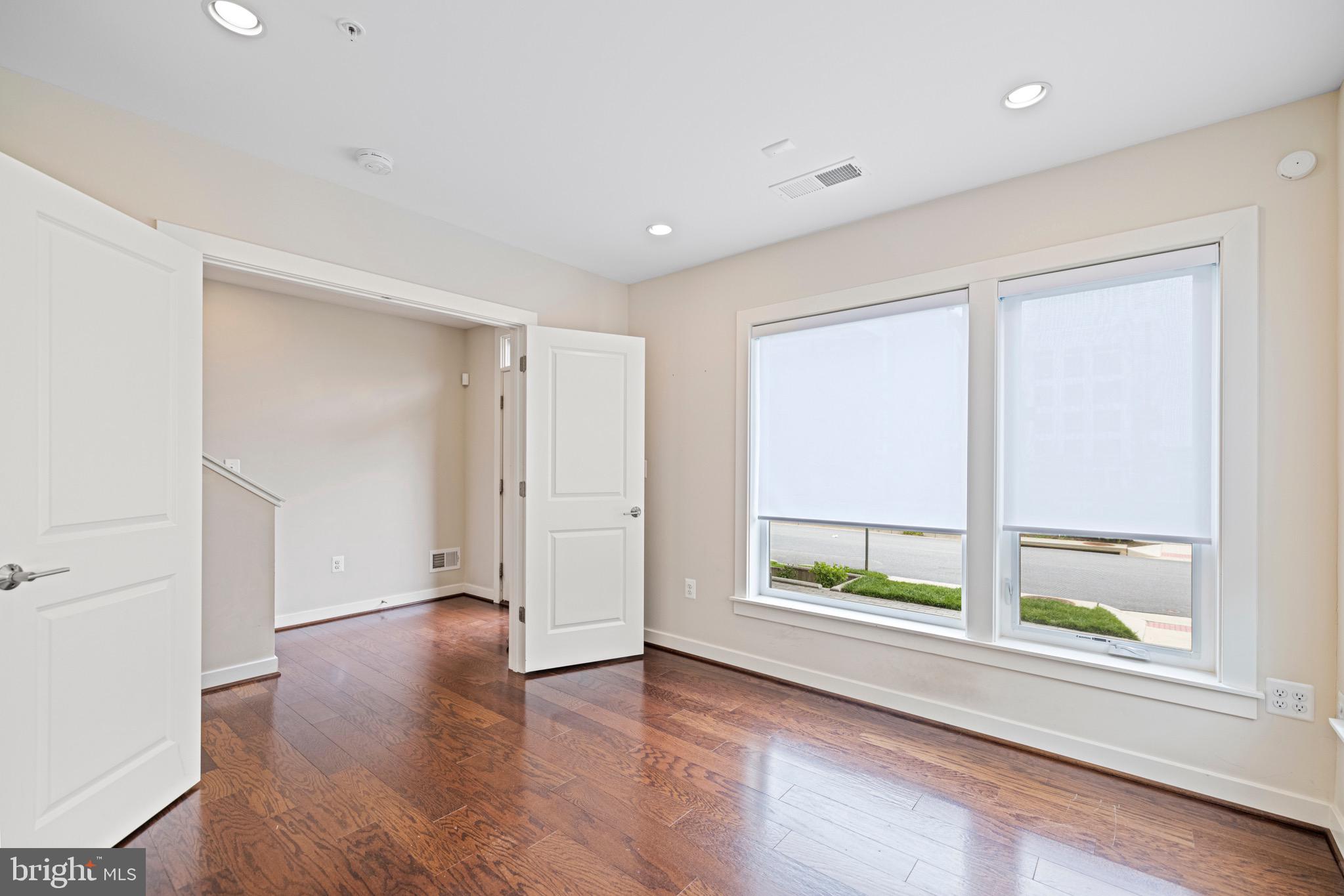 WESTSIDE AT SHADY GROVE METRO - Residential Lease