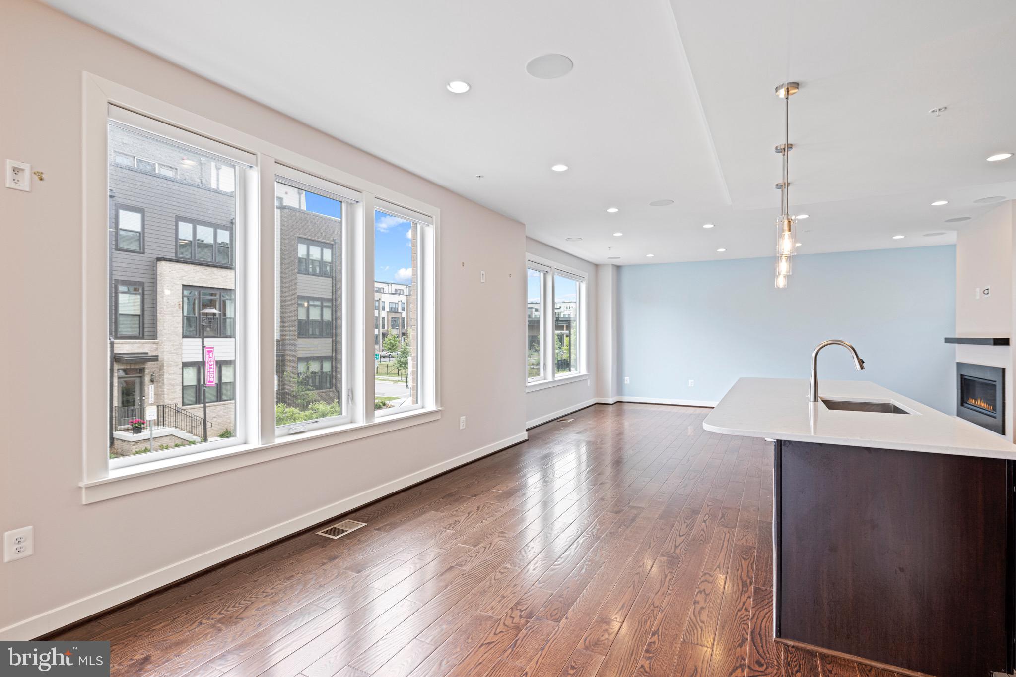 WESTSIDE AT SHADY GROVE METRO - Residential Lease