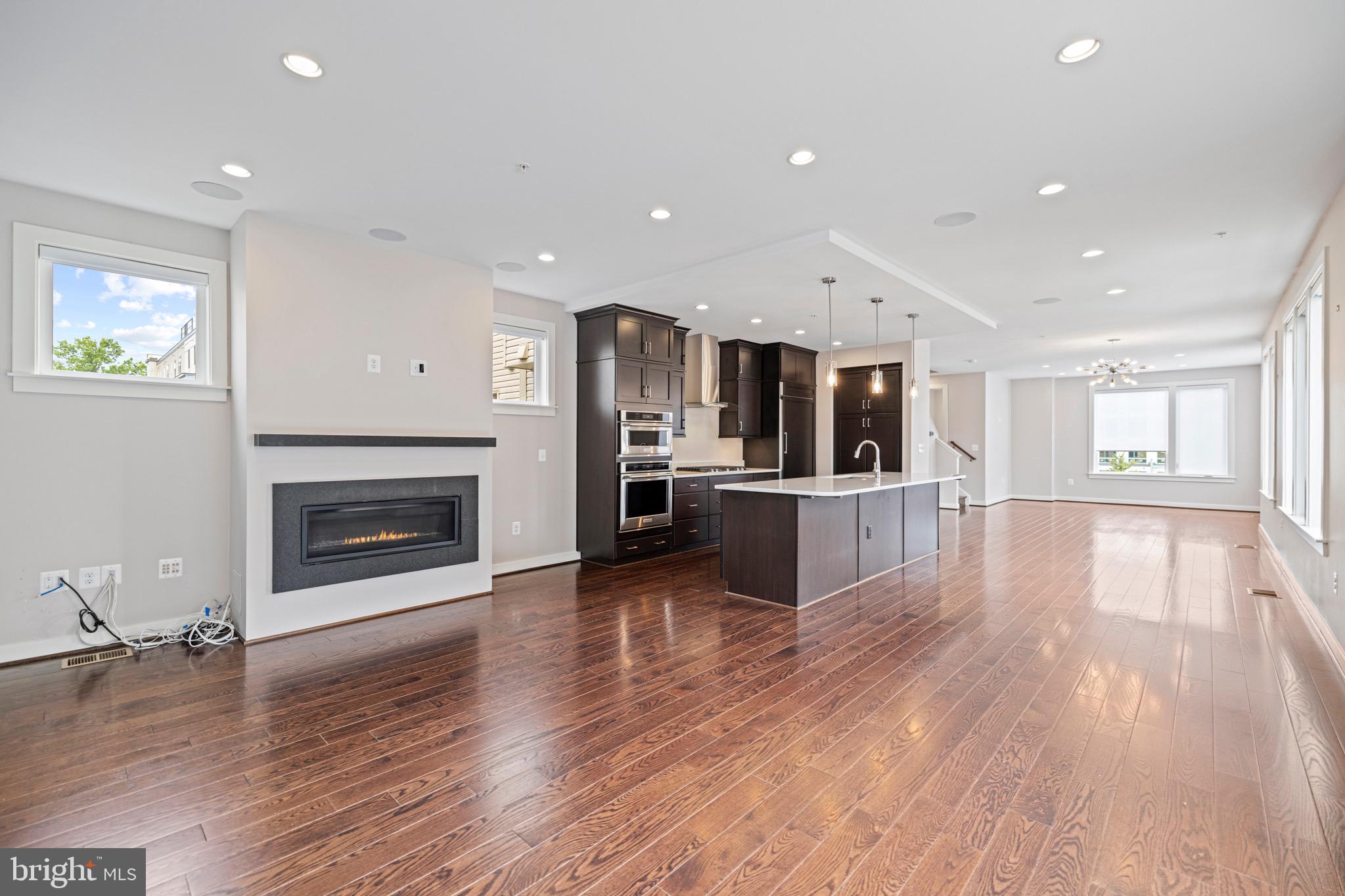 WESTSIDE AT SHADY GROVE METRO - Residential Lease