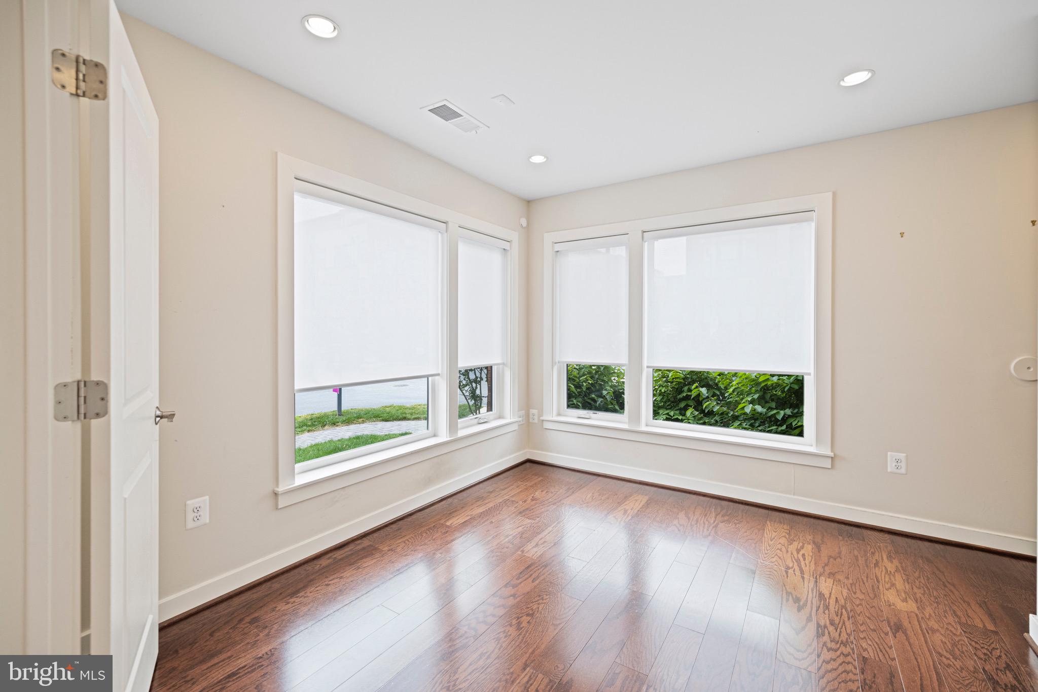 WESTSIDE AT SHADY GROVE METRO - Residential Lease