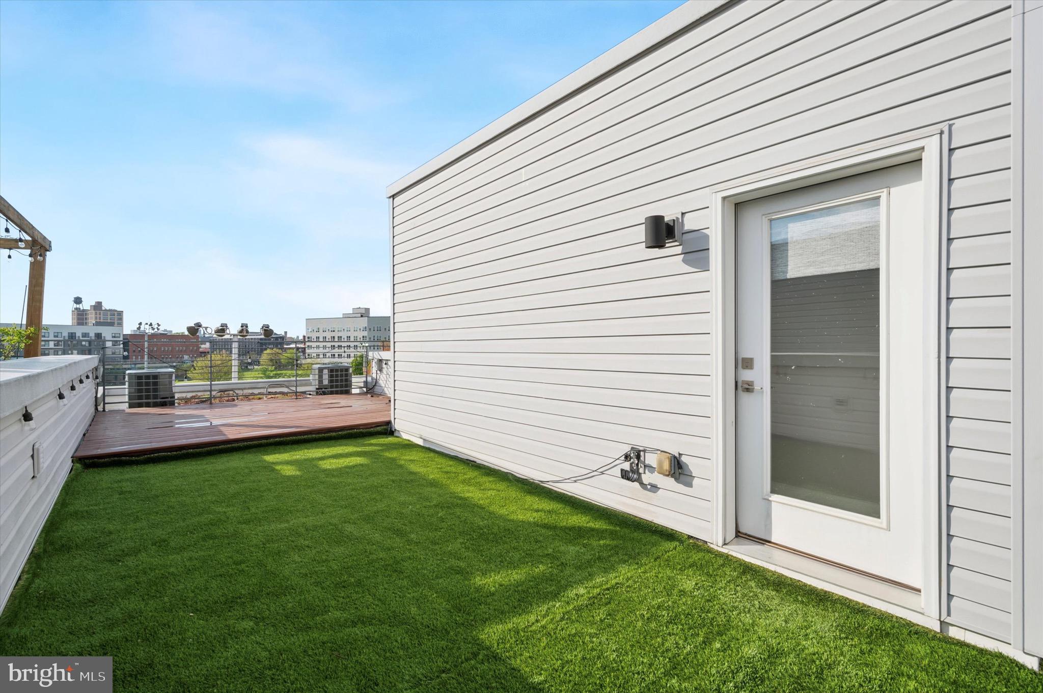 FISHTOWN - Residential Lease