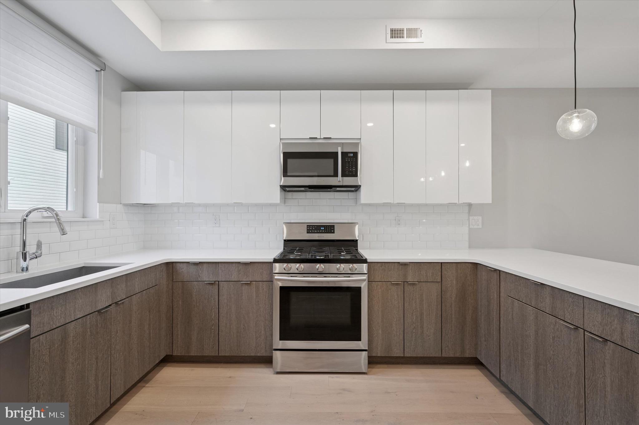 FISHTOWN - Residential Lease