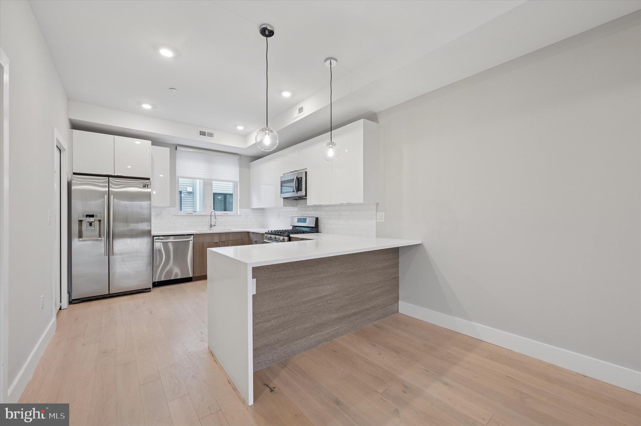 FISHTOWN - Residential Lease