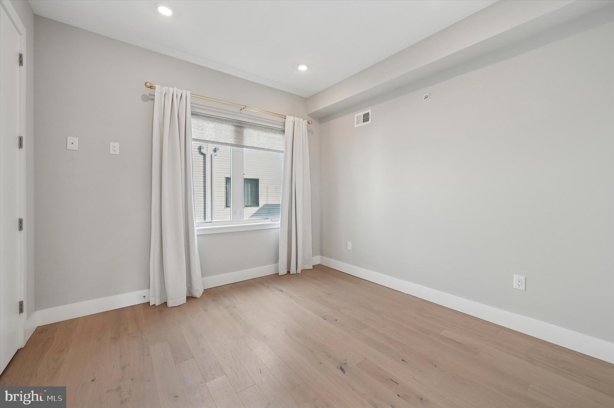 FISHTOWN - Residential Lease