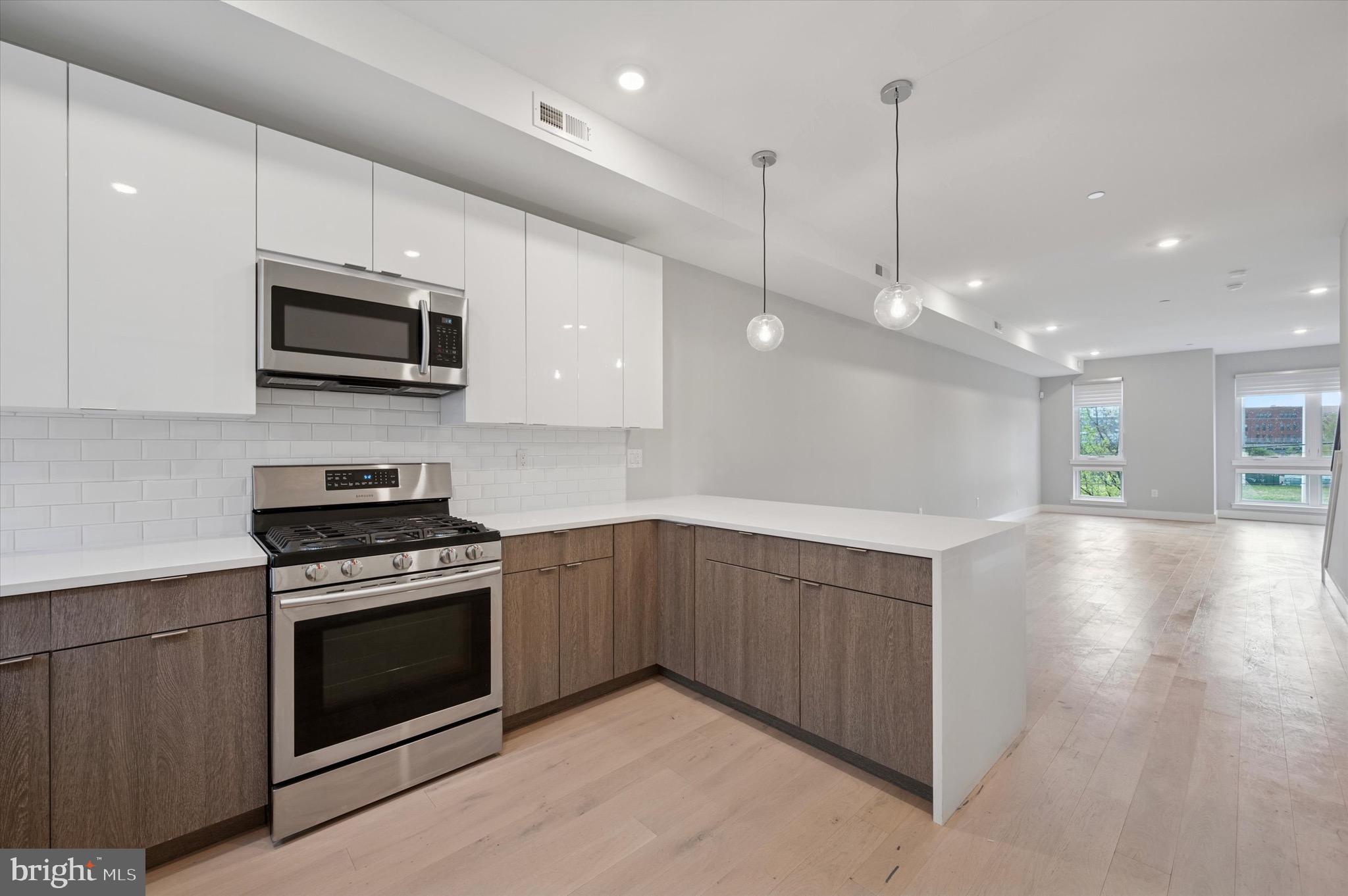 FISHTOWN - Residential Lease