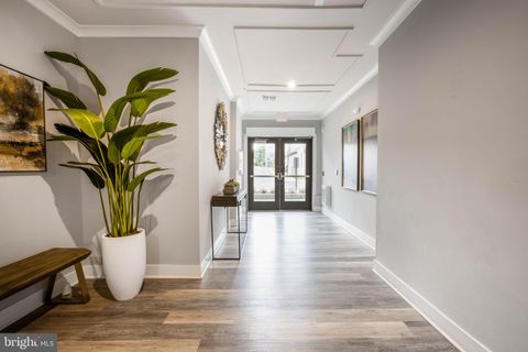 Tiny photo for 1669 Bandit Loop #301A, RESTON, VA 20190 (MLS # VAFX2293206)