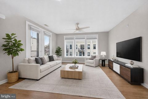 Tiny photo for 1669 Bandit Loop #301A, RESTON, VA 20190 (MLS # VAFX2293206)