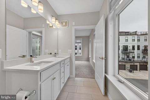 Tiny photo for 1669 Bandit Loop #301A, RESTON, VA 20190 (MLS # VAFX2293206)