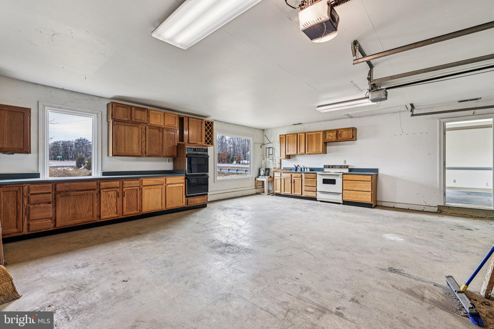 RIVER BEND - Residential