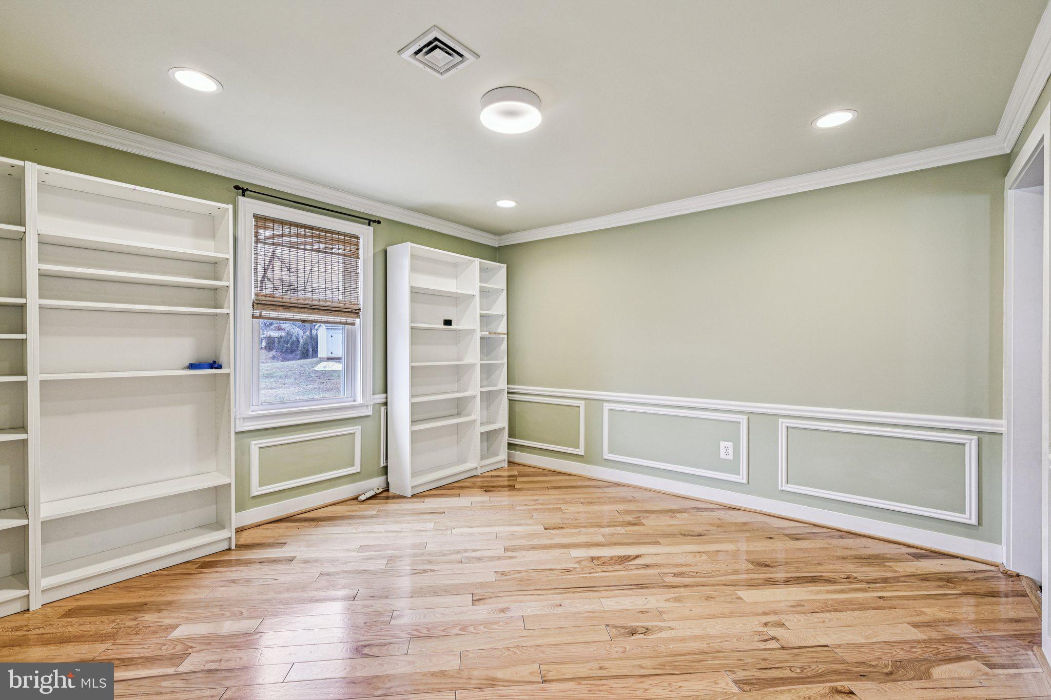 RIVER BEND - Residential